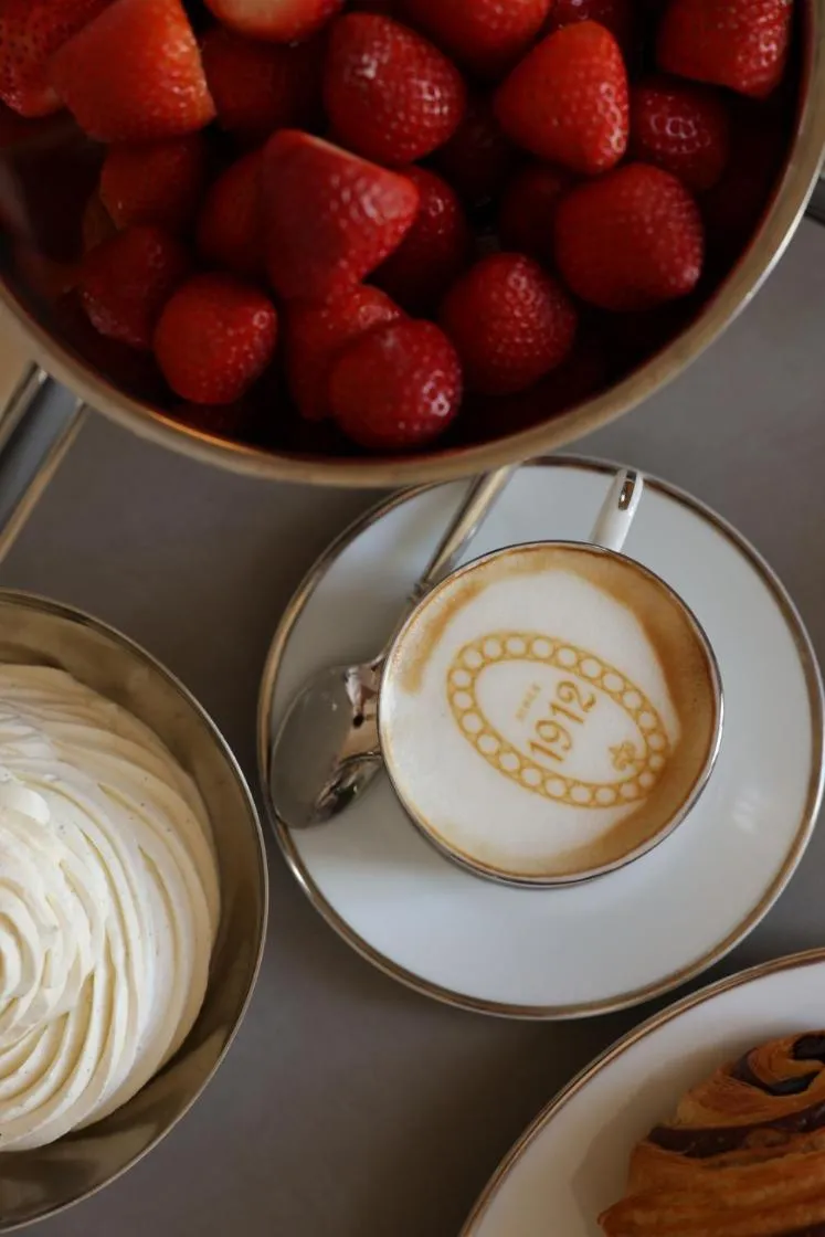 Restaurant/places to eat in The Bristol Belgrade