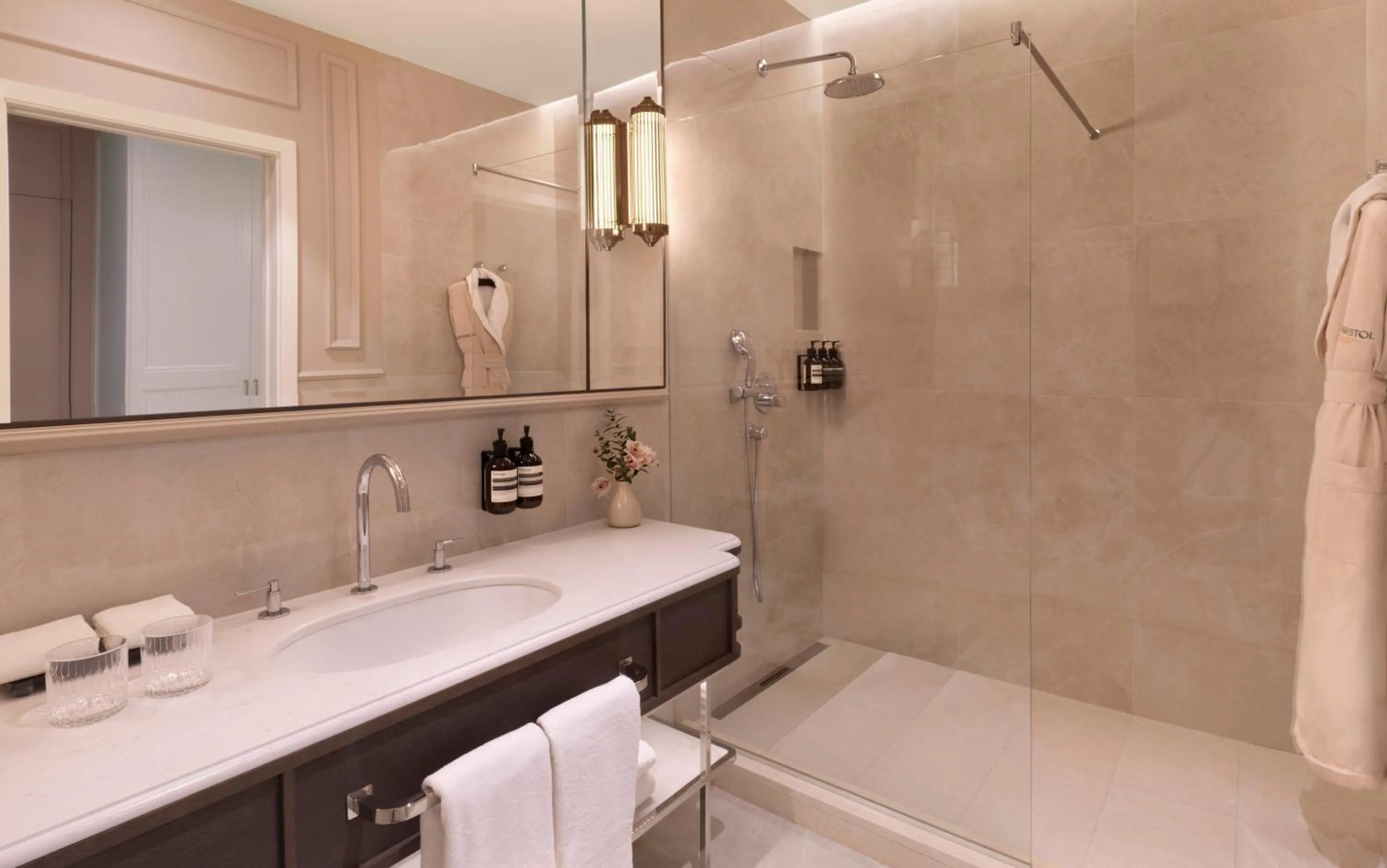 Bathroom in The Bristol Belgrade