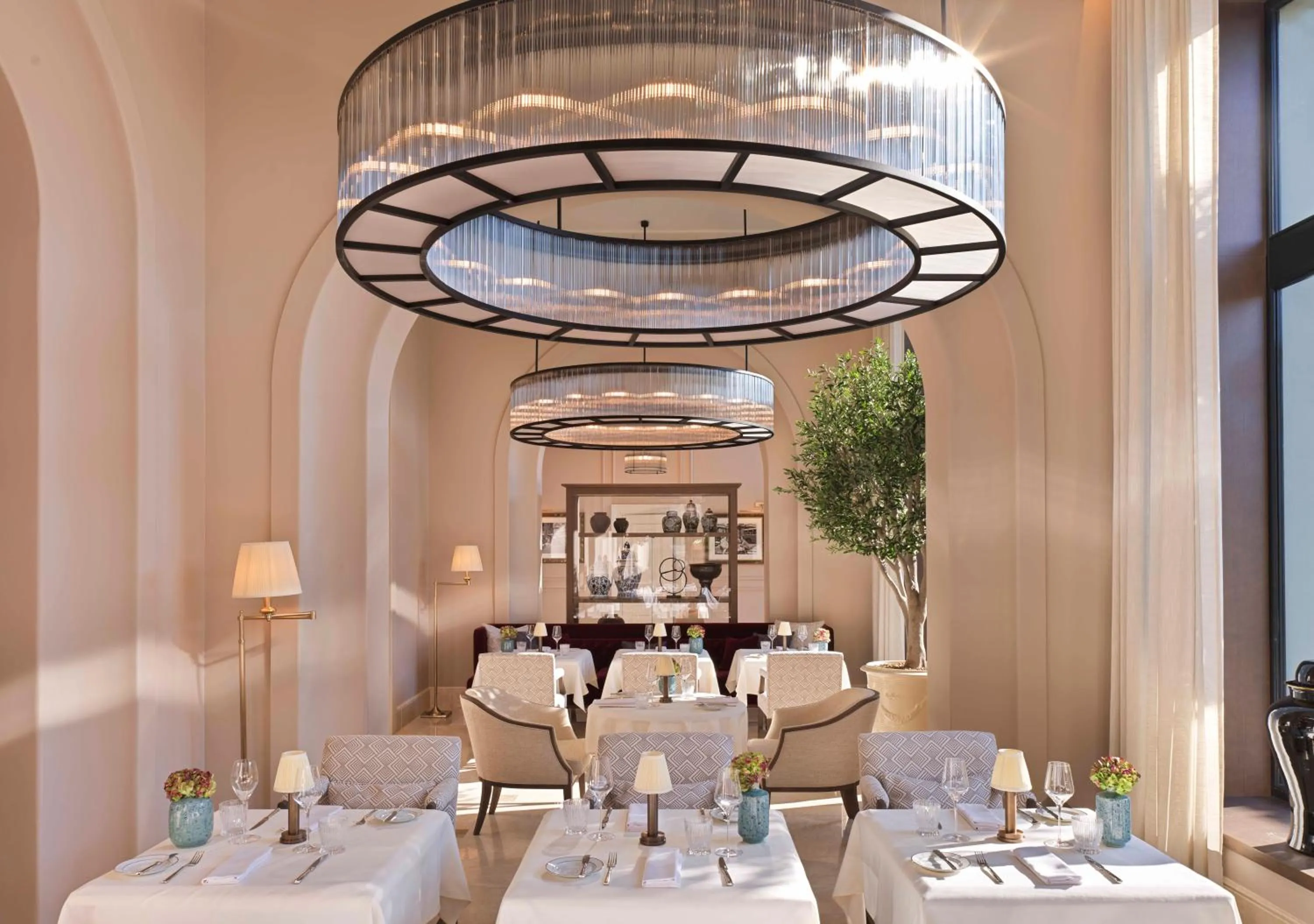 Dining area in The Bristol Belgrade