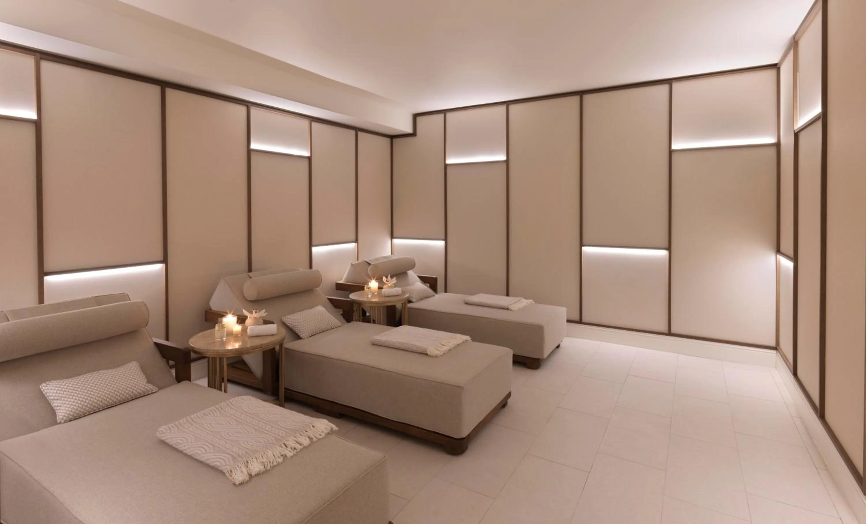 Spa and wellness centre/facilities, Bed in The Bristol Belgrade