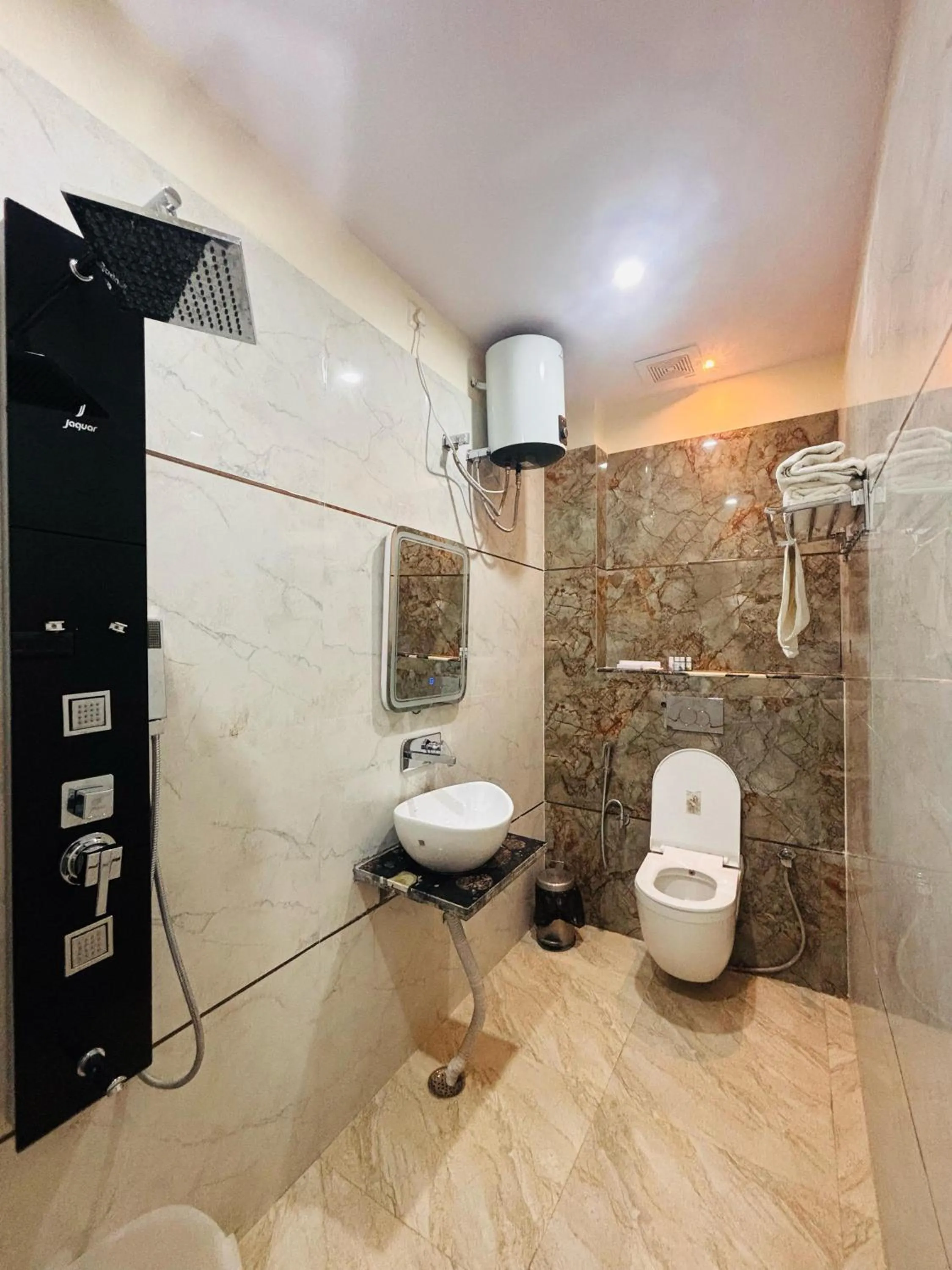 Bathroom in KashVi Hotels