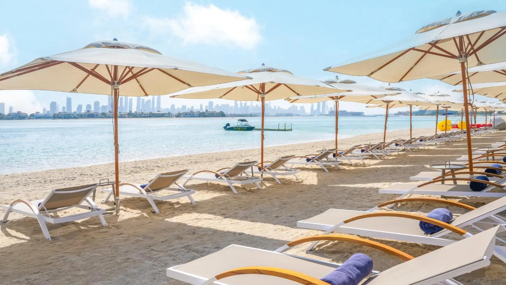 Area and facilities in Holiday Inn Dubai Village Circle by IHG