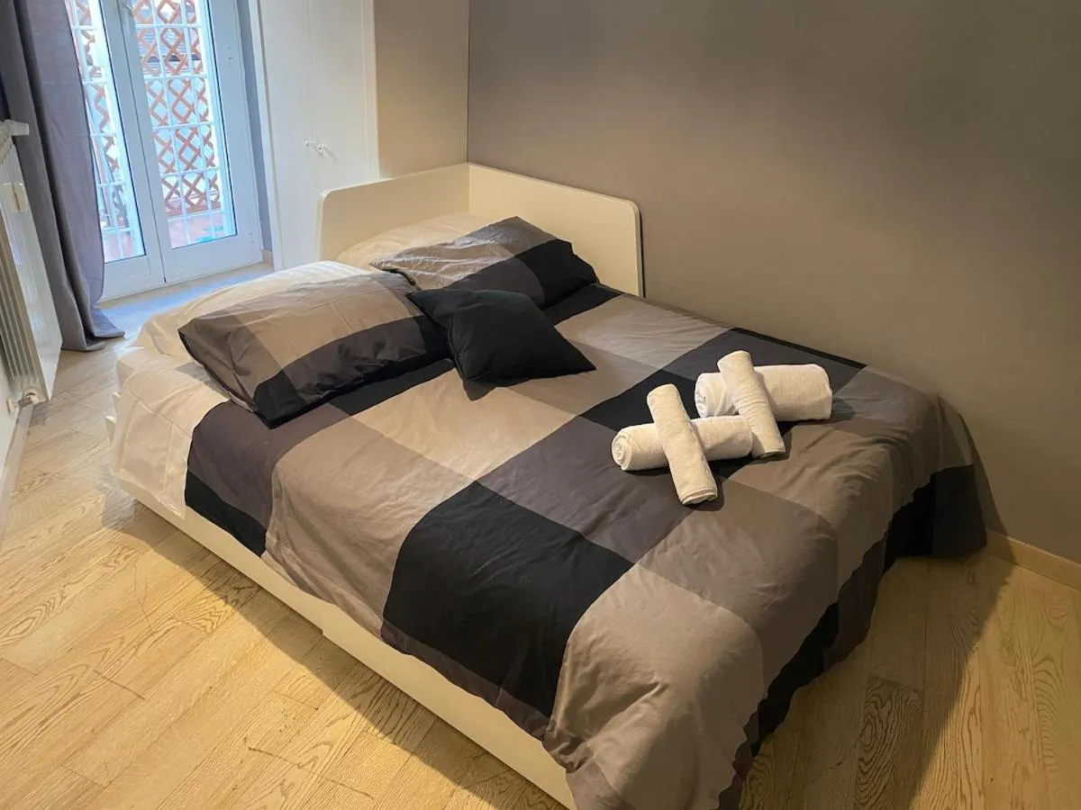 Bed in The house of St. Peter