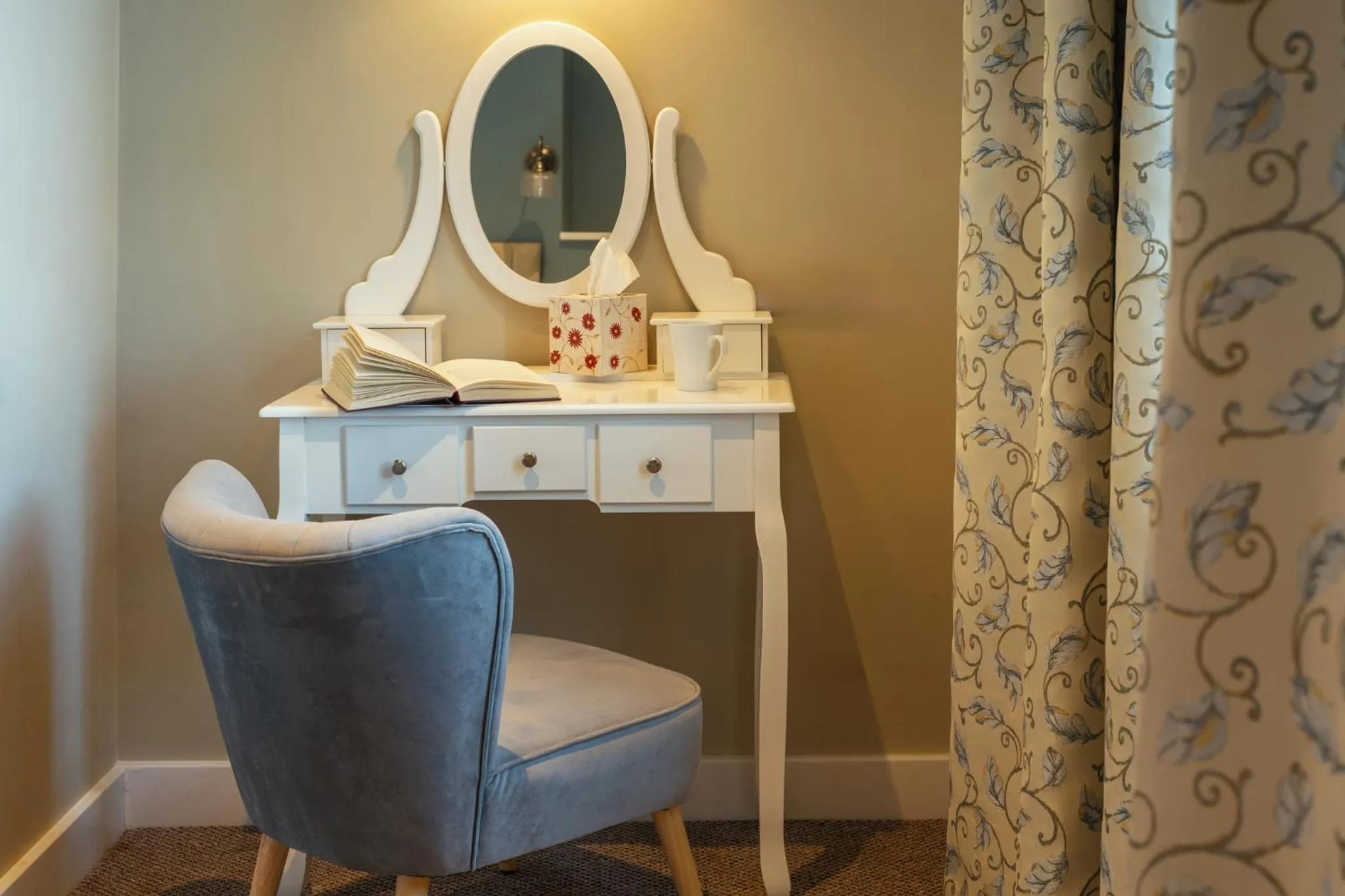 Bedroom in Stoke Lodge Hotel