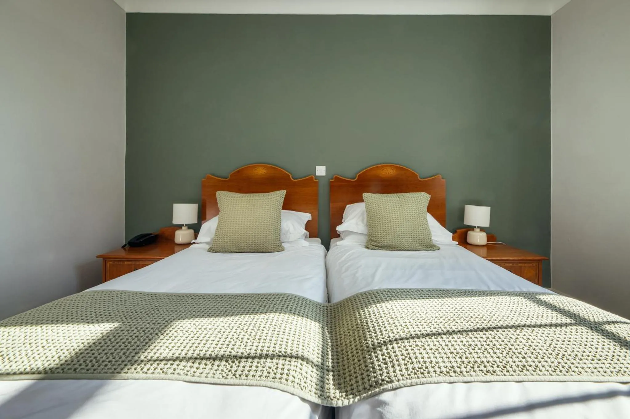 Bed in Stoke Lodge Hotel