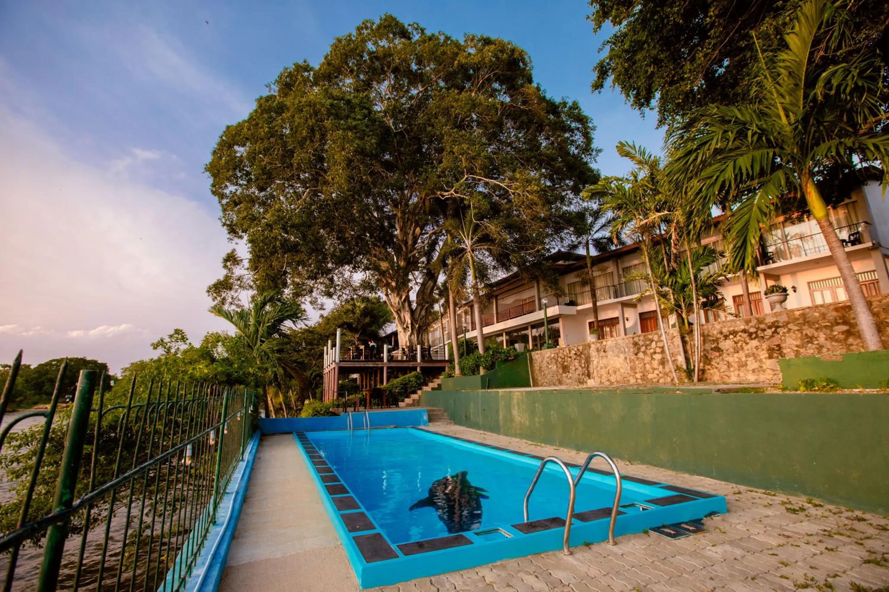 Pool view in Lake Wind Resort