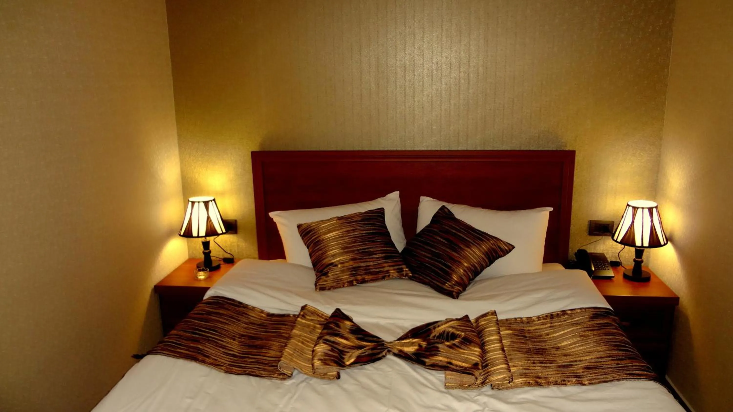 Bed in Park Avenue Hotel Yerevan