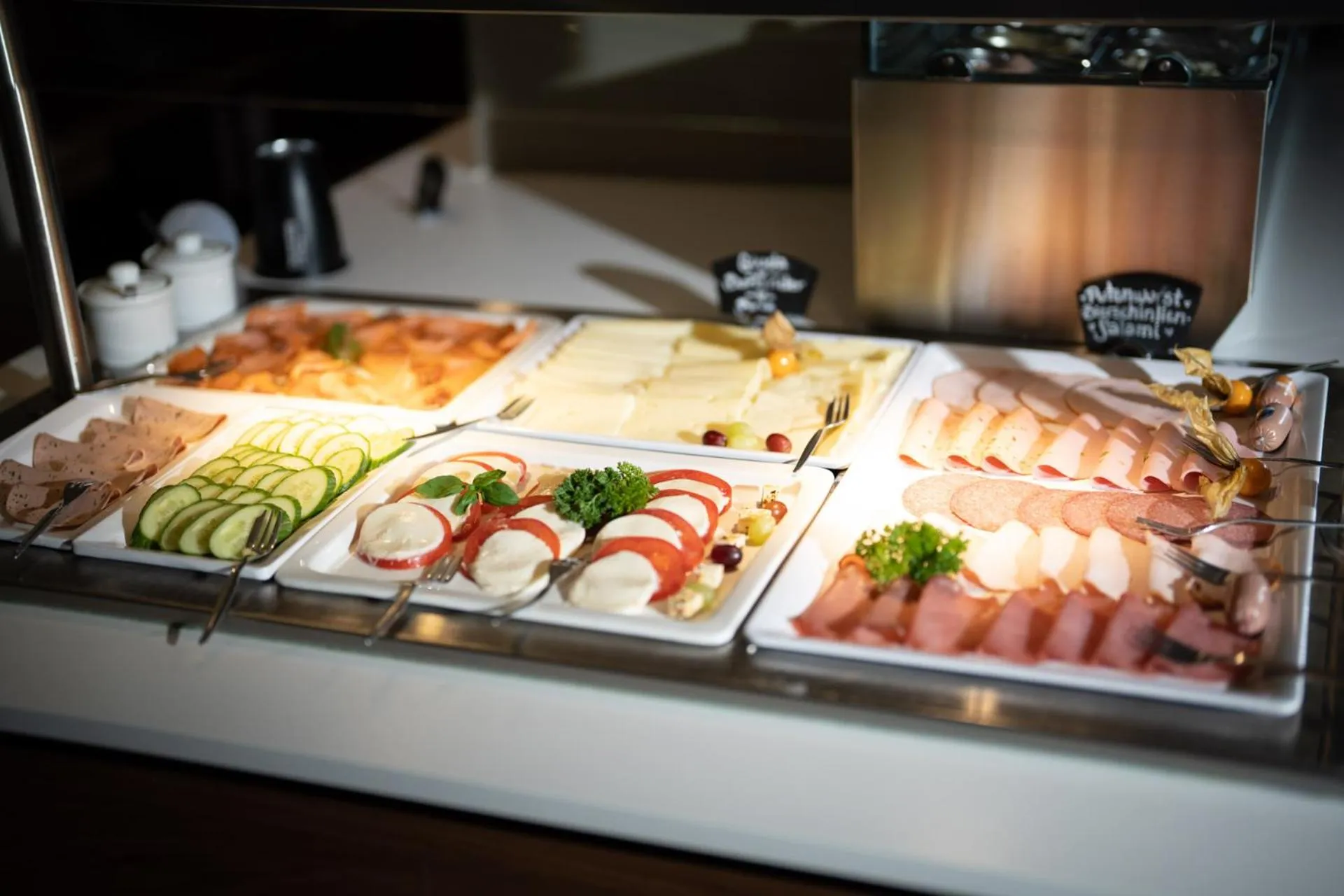 Food and drinks in BO Hotel Hamburg