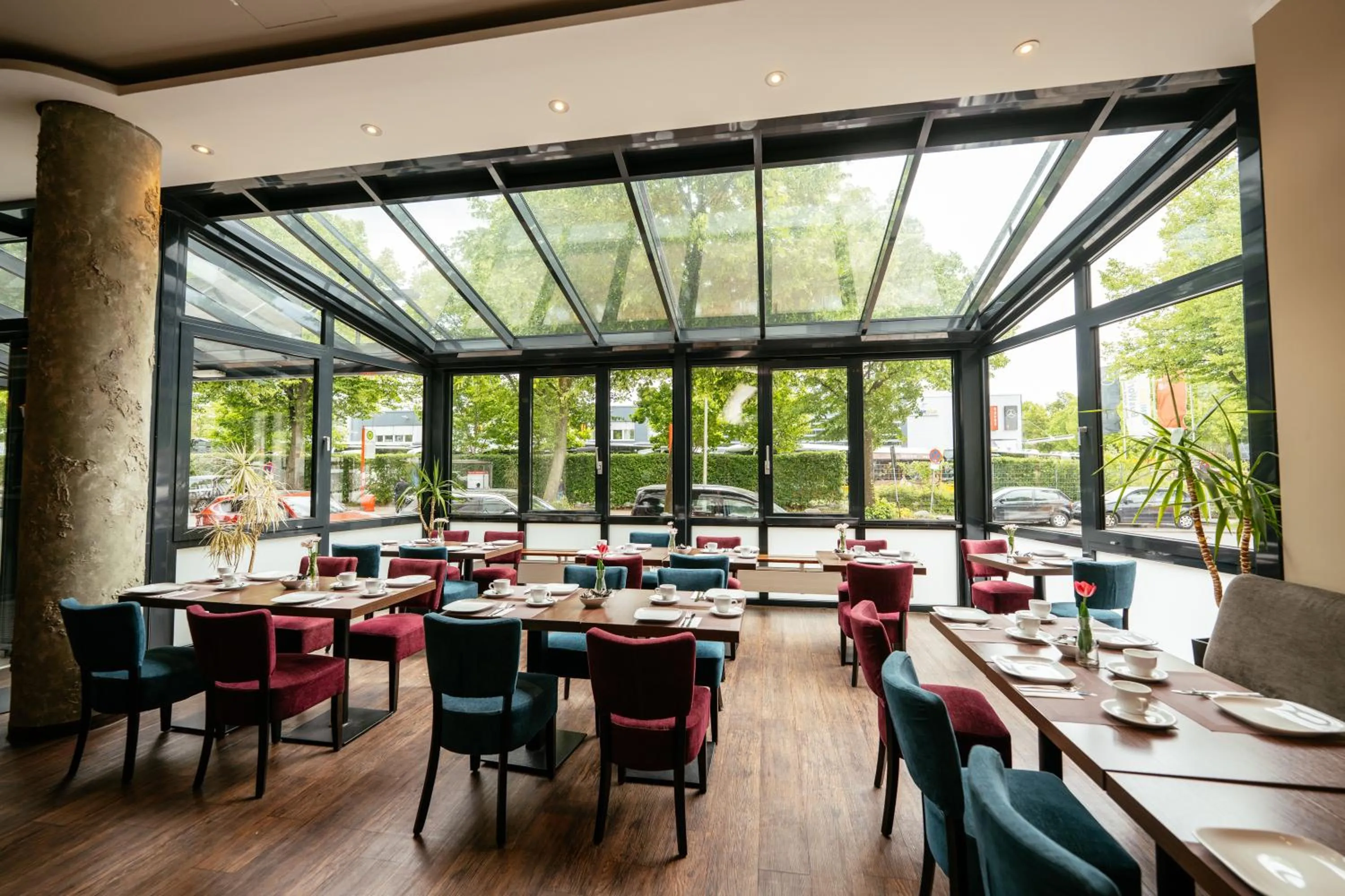 Restaurant/places to eat in BO Hotel Hamburg