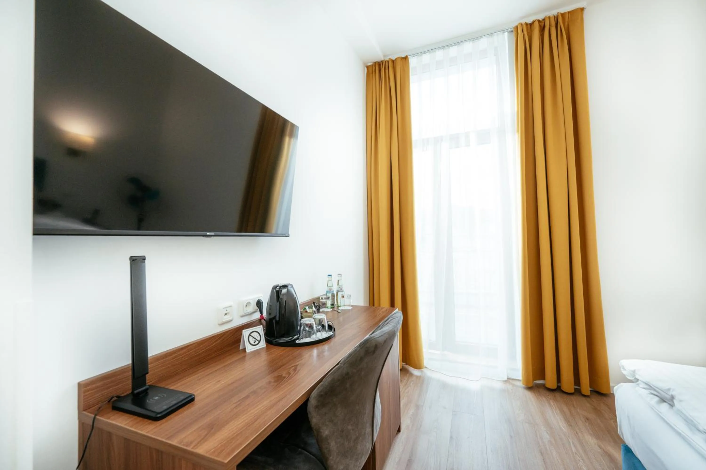 Business facilities, Bed in BO Hotel Hamburg