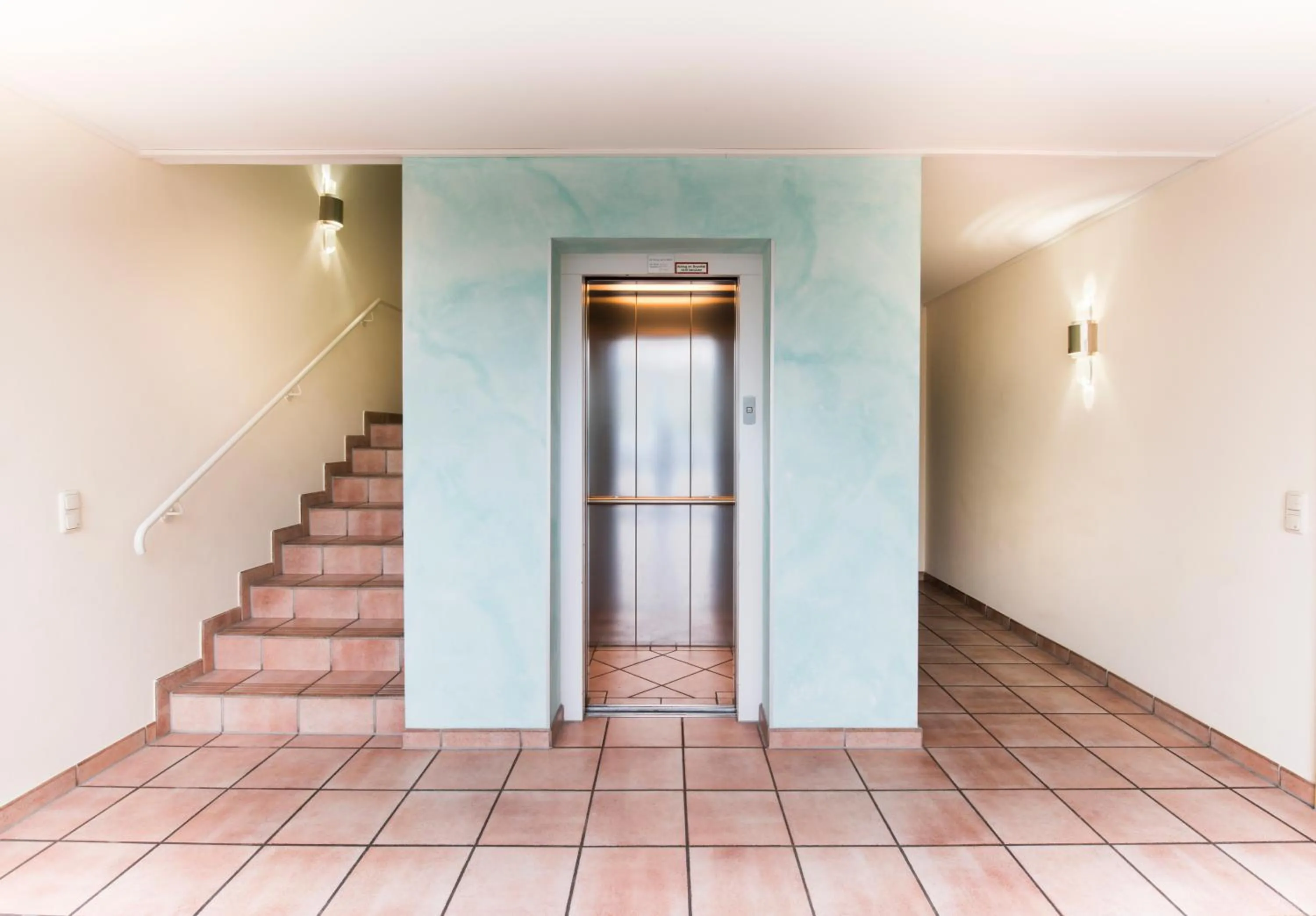 Decorative detail in Parkside Apartment House