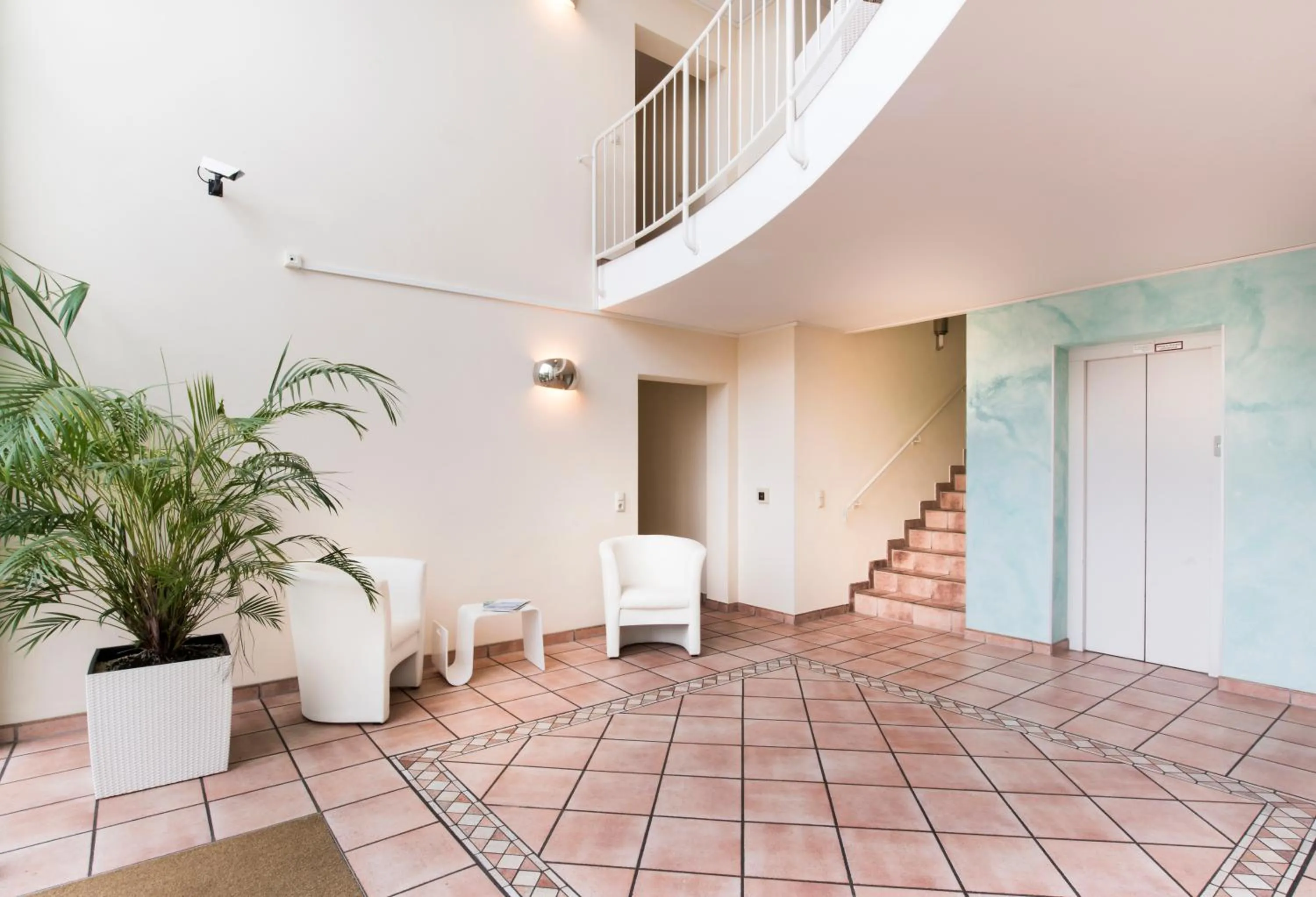 Facade/entrance in Parkside Apartment House