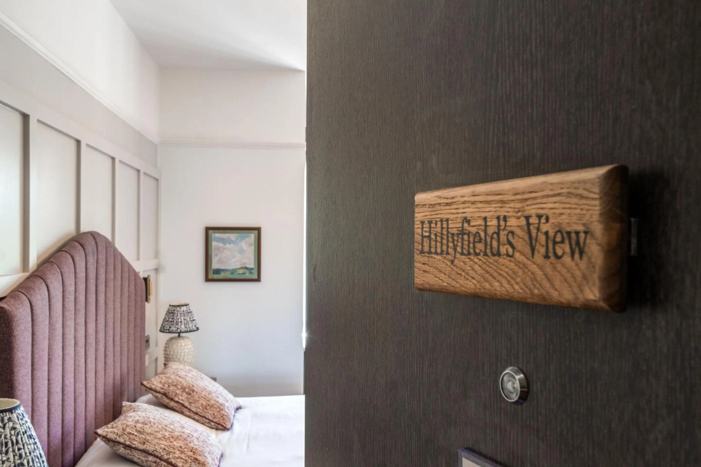 Bedroom, Bed in Sidcot Arms