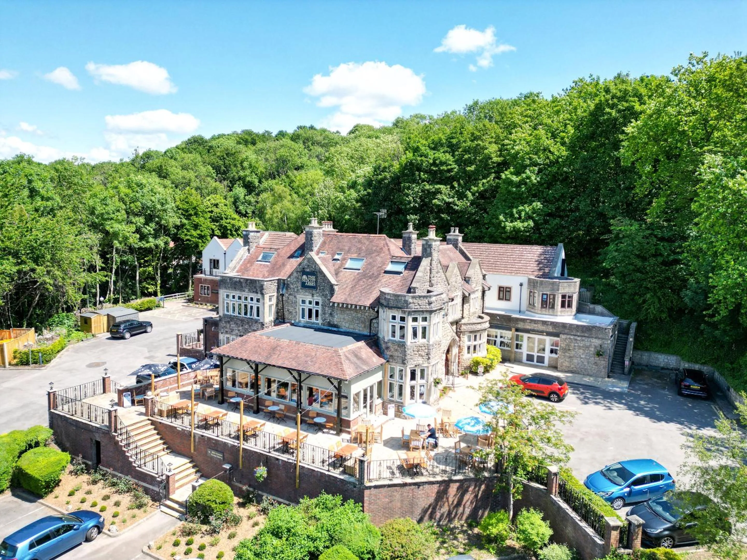 Property building in Sidcot Arms