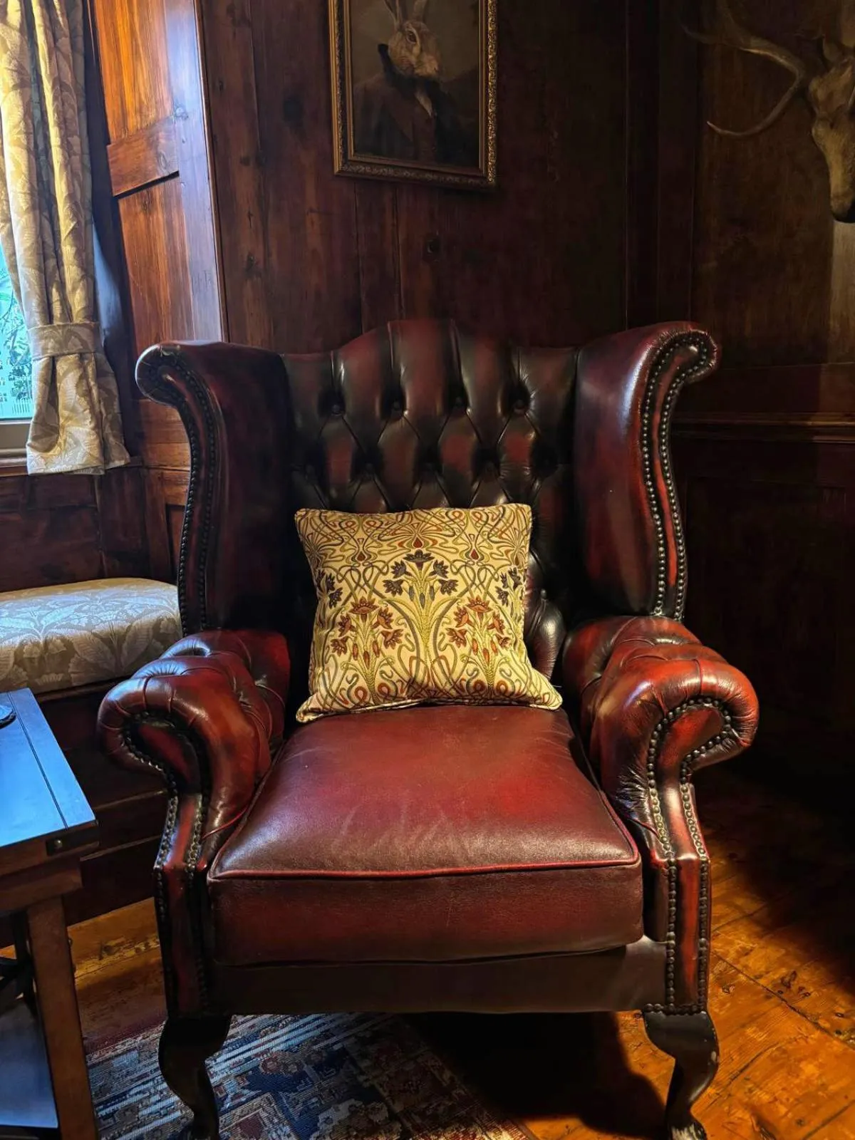 Living room in The Bugle Coaching Inn