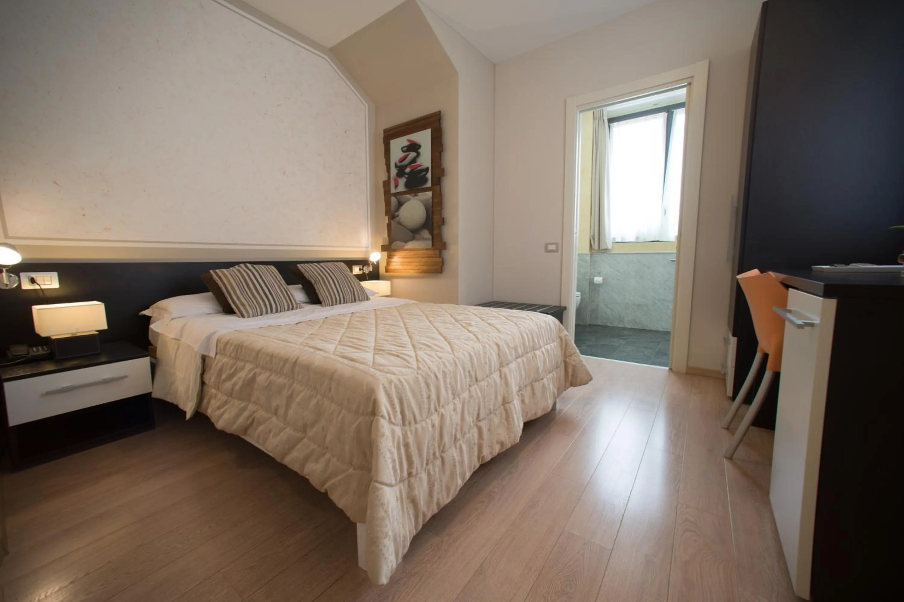 Bedroom, Bed in Berghotel