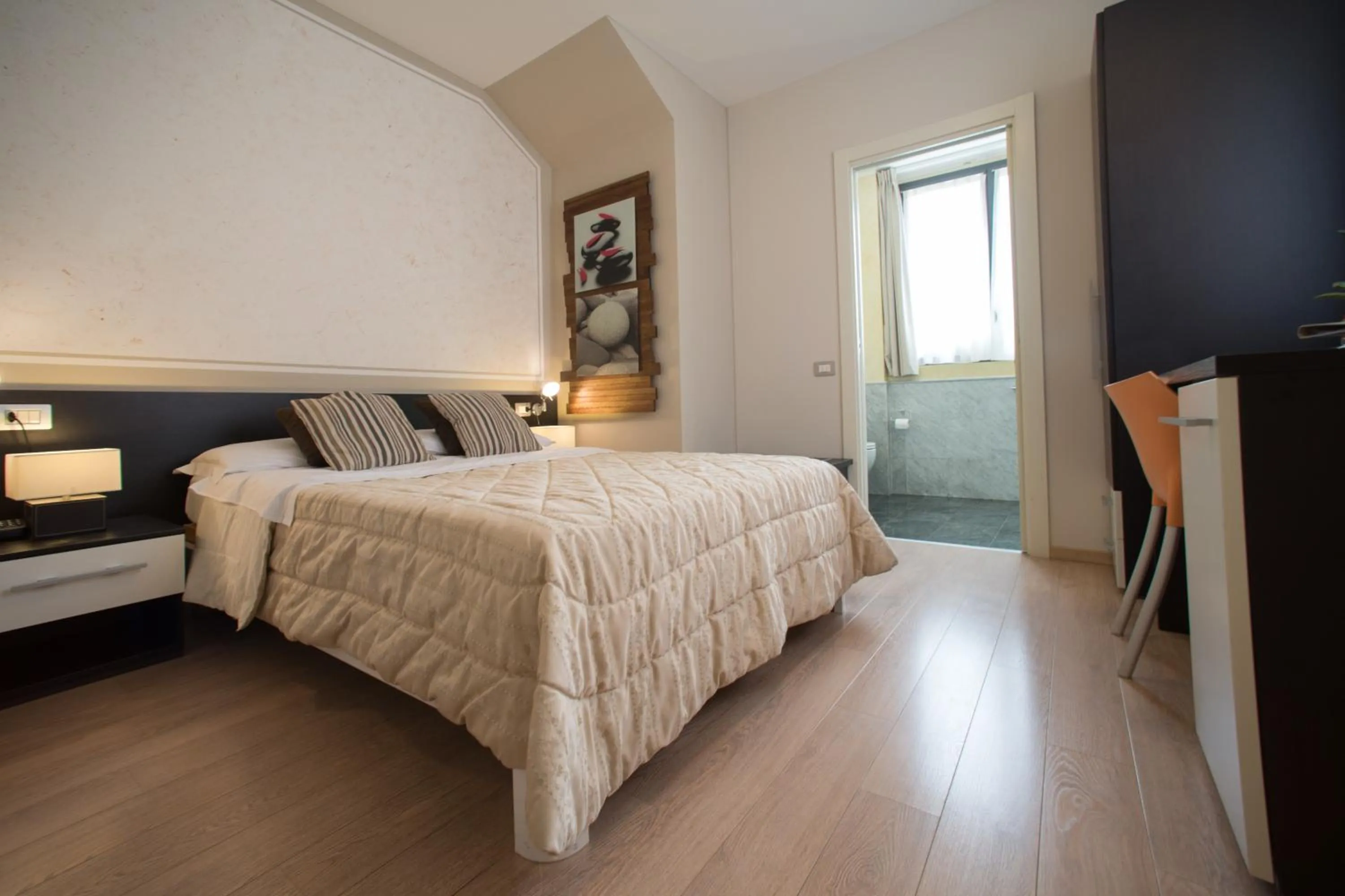 Photo of the whole room, Bed in Berghotel