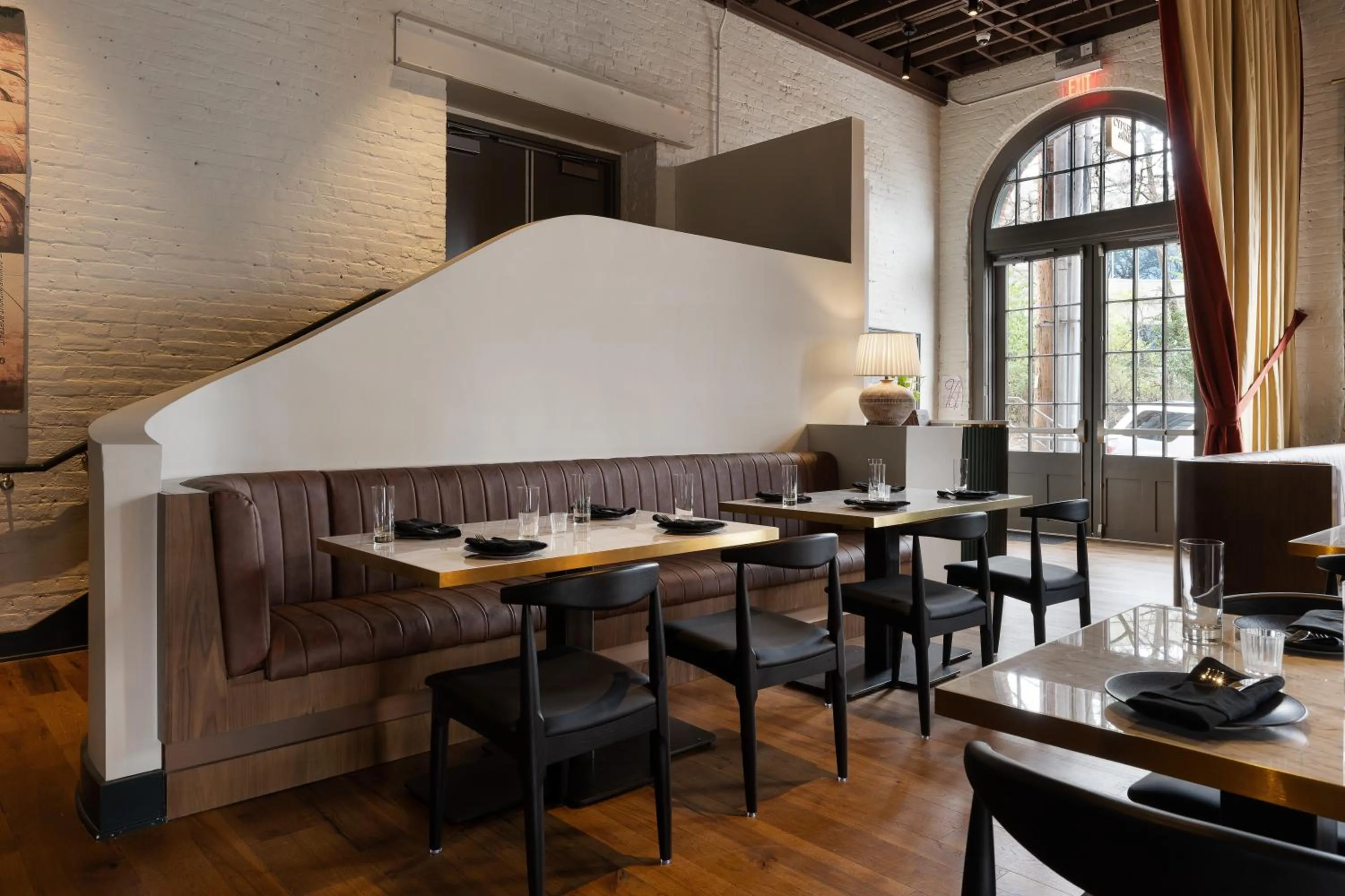 Restaurant/places to eat in The Delegate Hotel