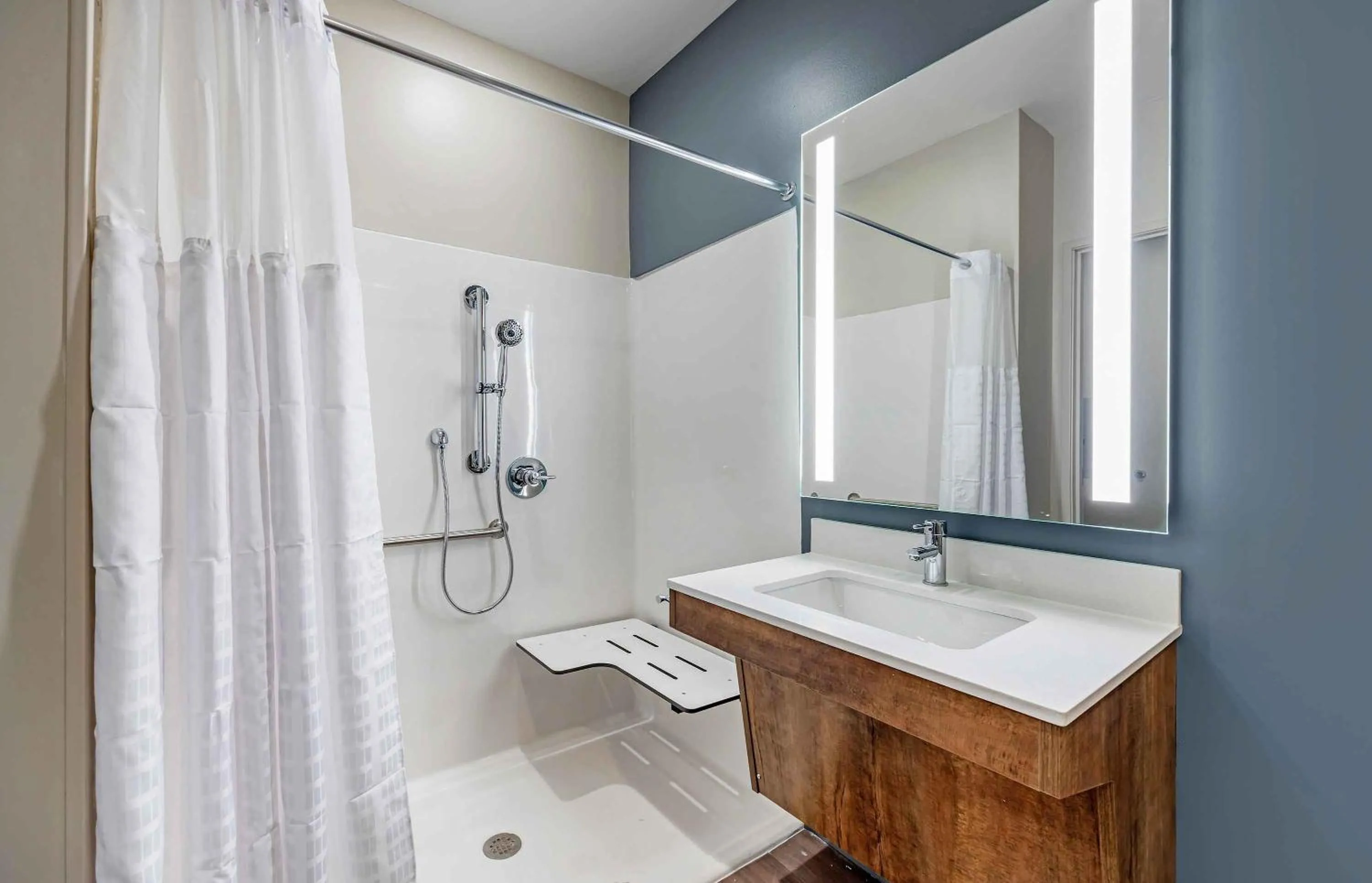 Bathroom in Extended Stay America Premier Suites - Nashville - Smyrna