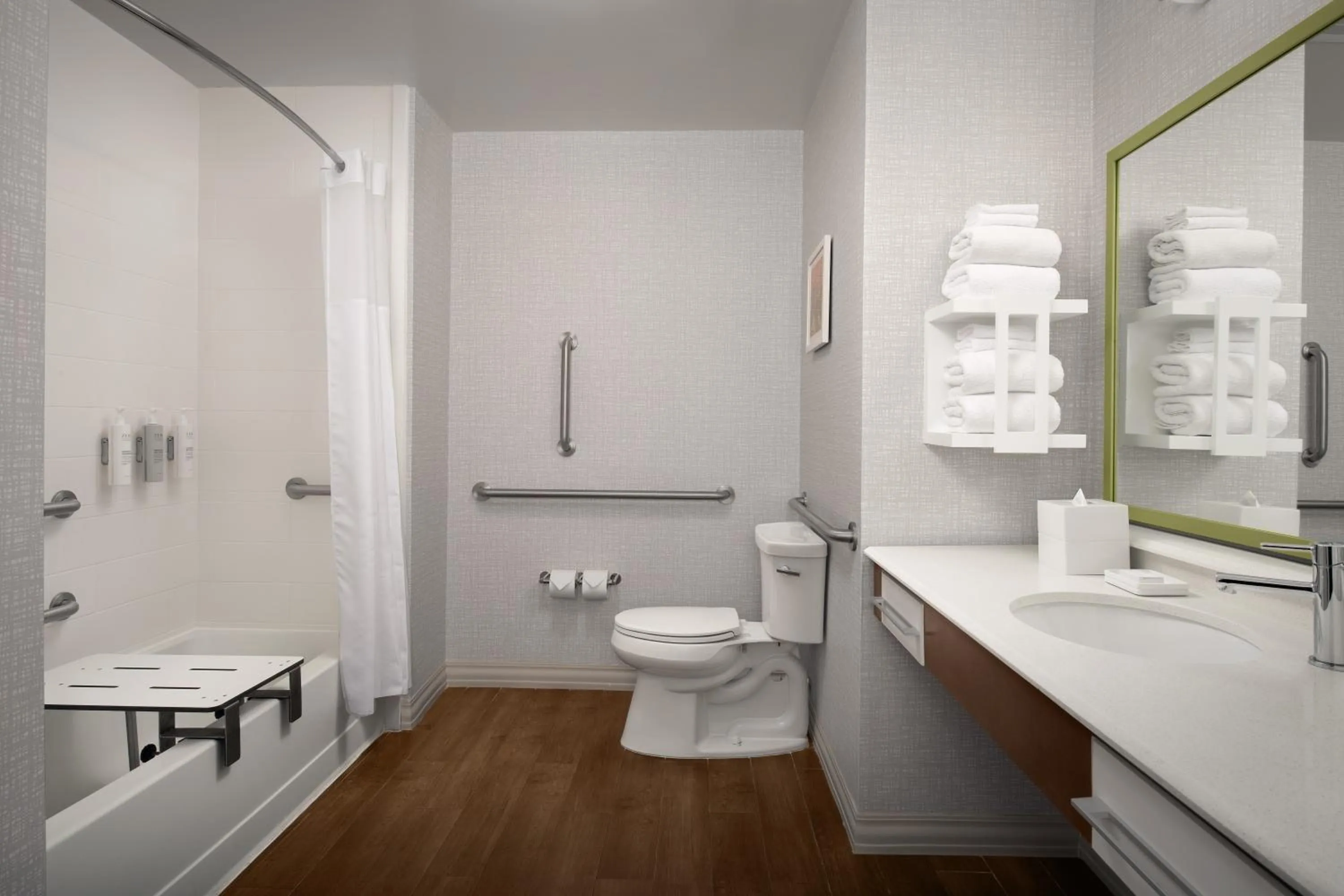 Bathroom in Hampton Inn & Suites Orangeburg, SC