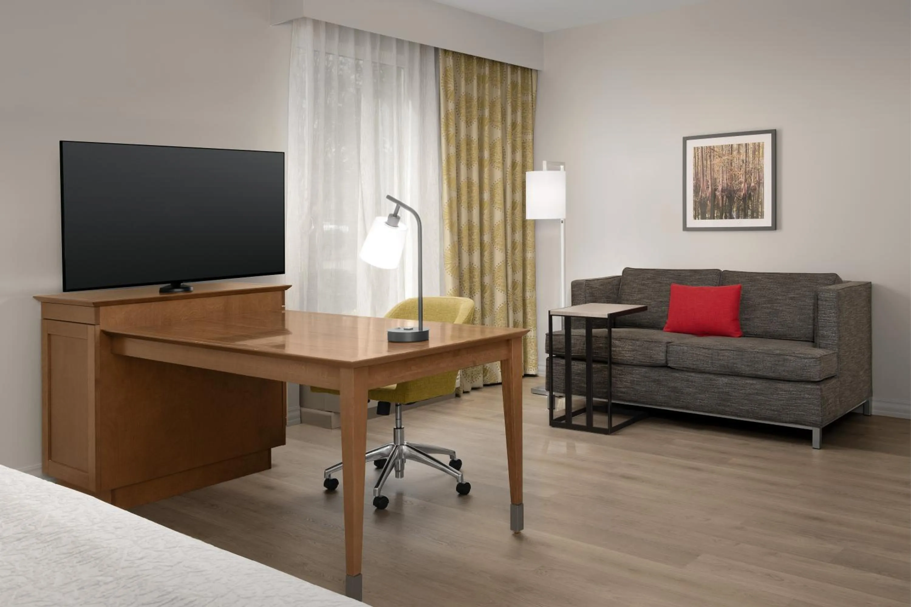 Seating area in Hampton Inn & Suites Orangeburg, SC