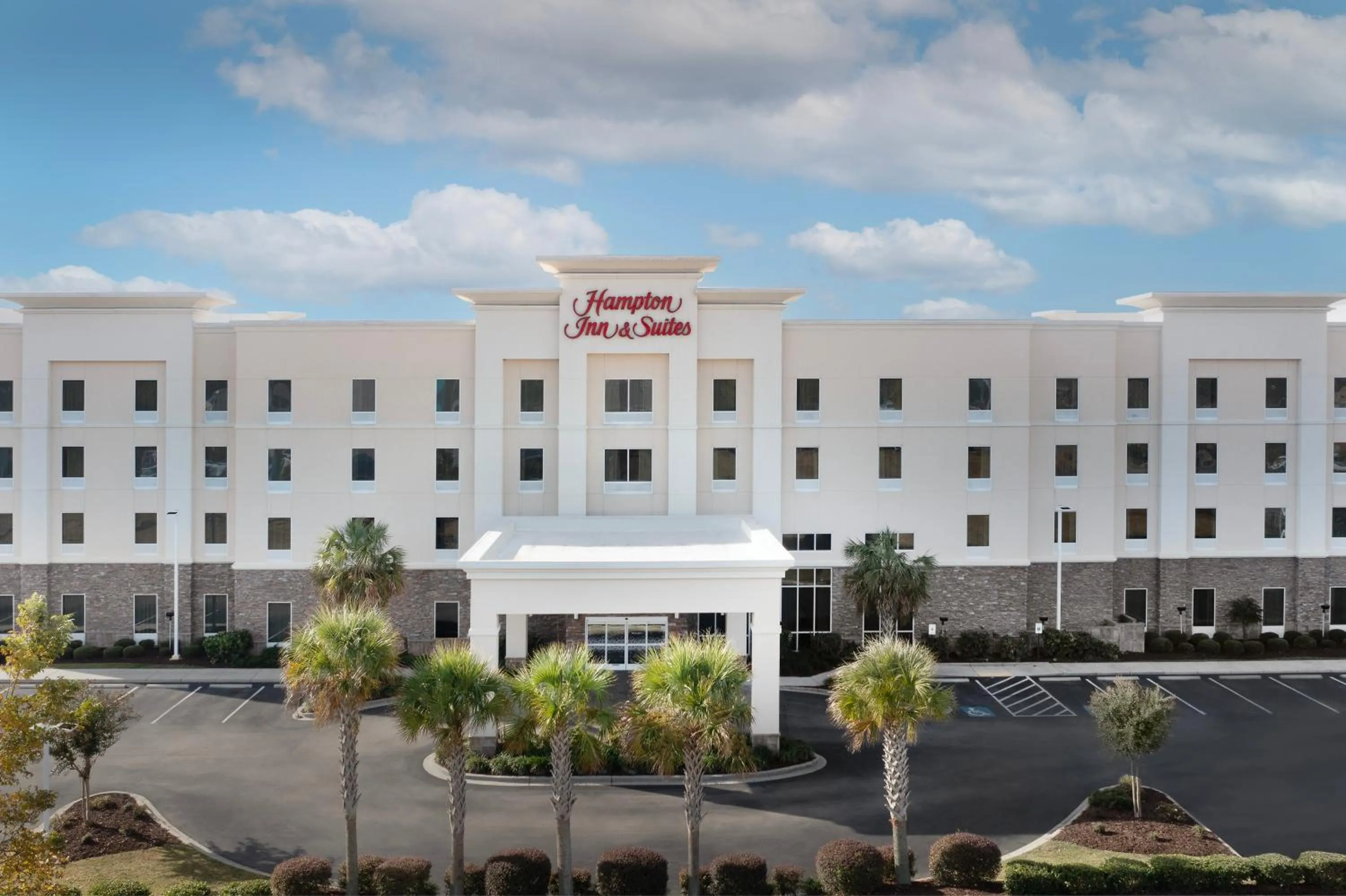 Property building in Hampton Inn & Suites Orangeburg, SC