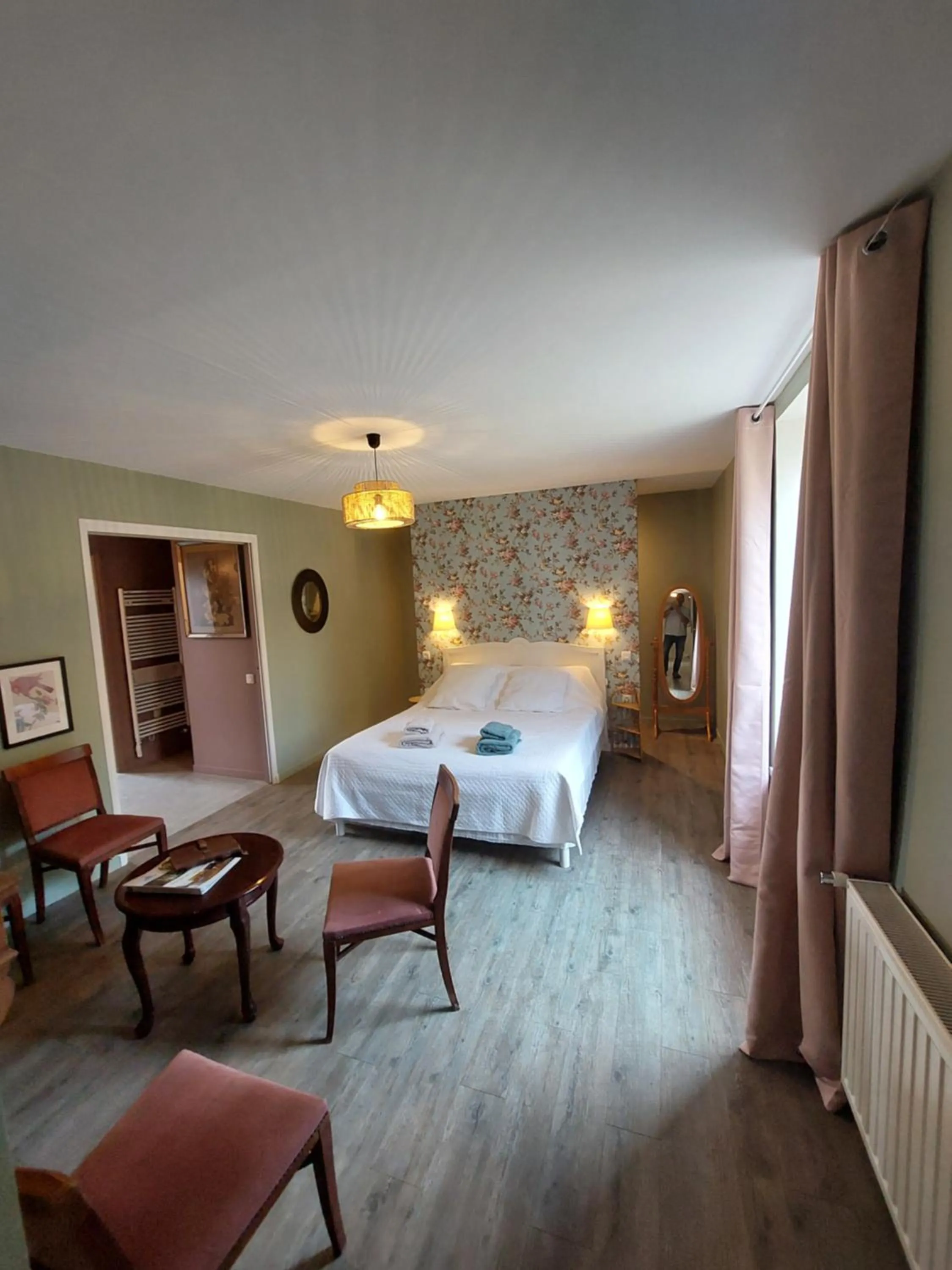 Bed in Retour aux Sources