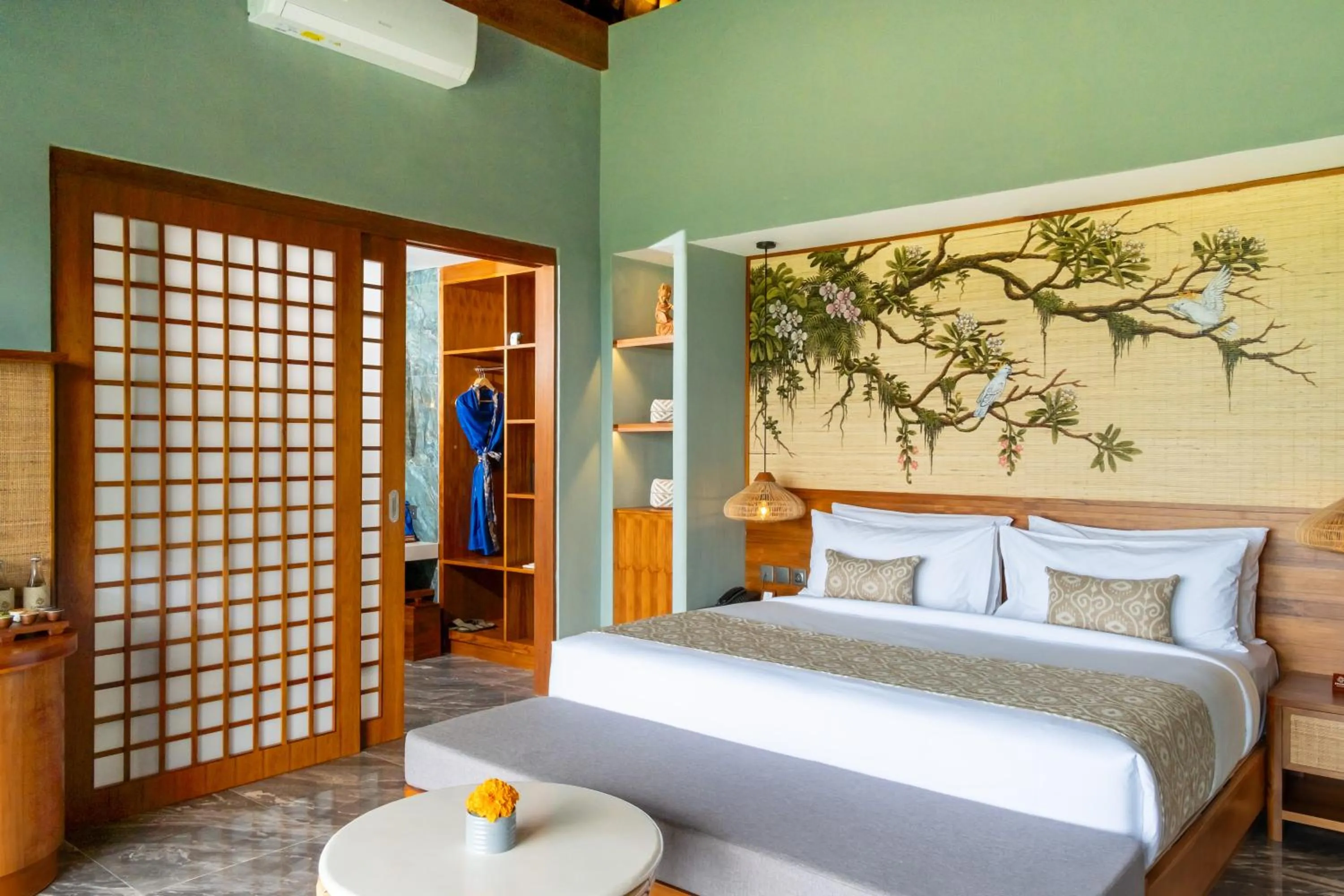 Bed in Emana Akatara