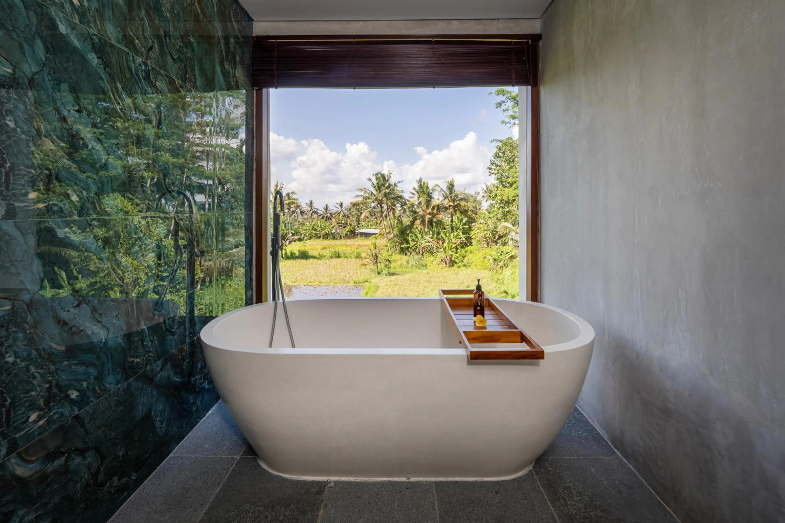 Bath in Emana Akatara