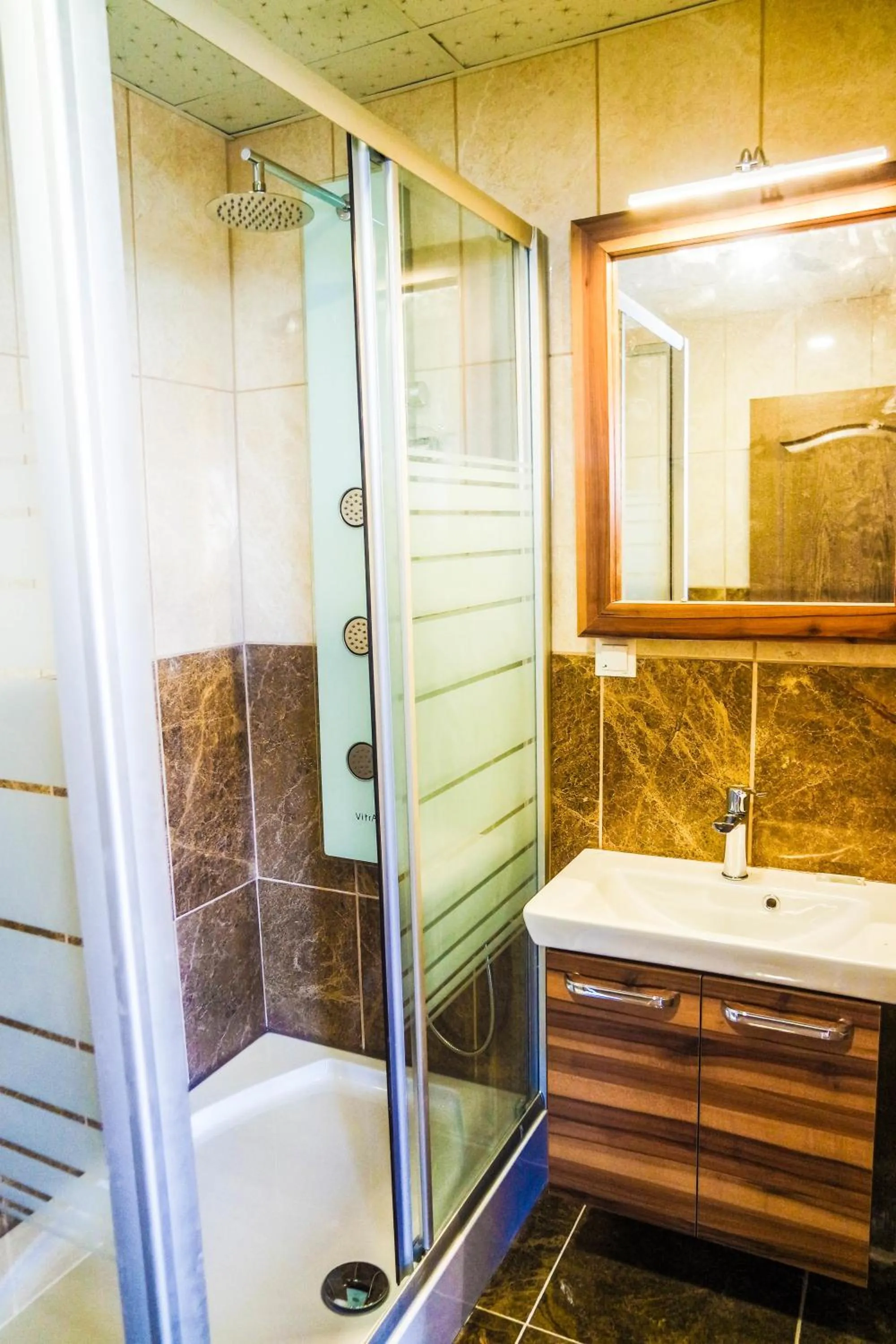 Bathroom in Ale Park Hotel Apartments