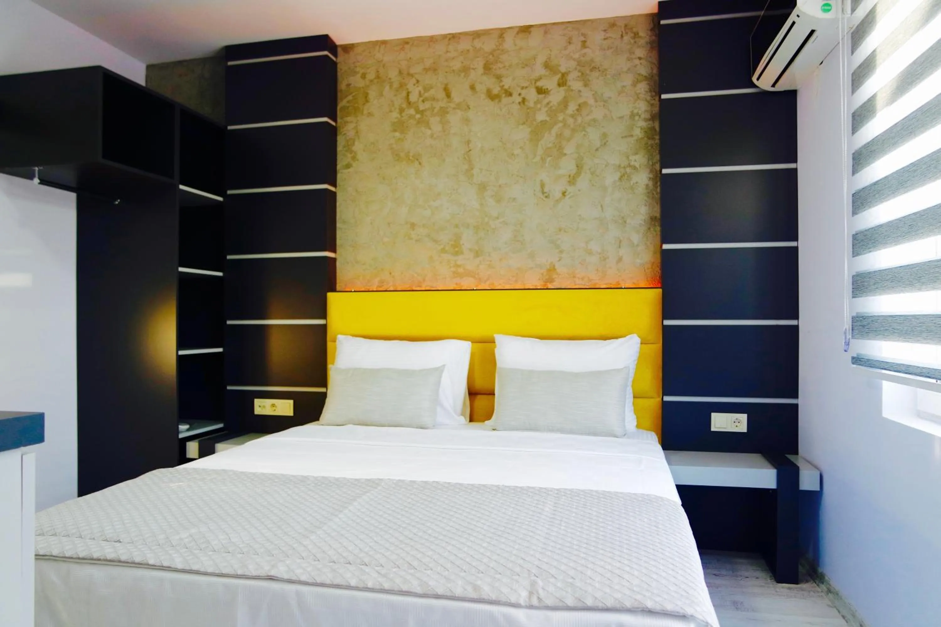 Bed in Ale Park Hotel Apartments