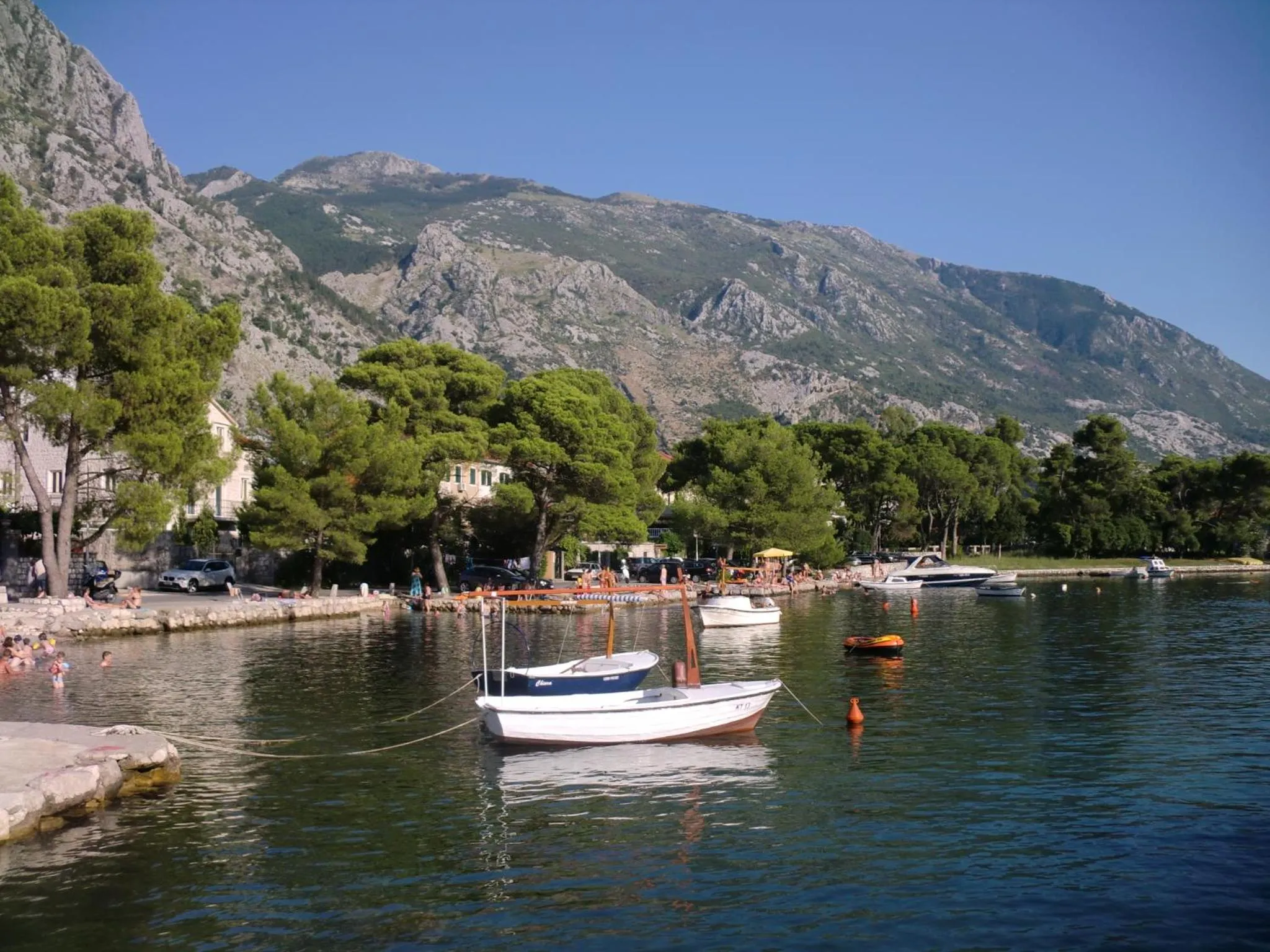 Neighbourhood in Apartments Bajkovic