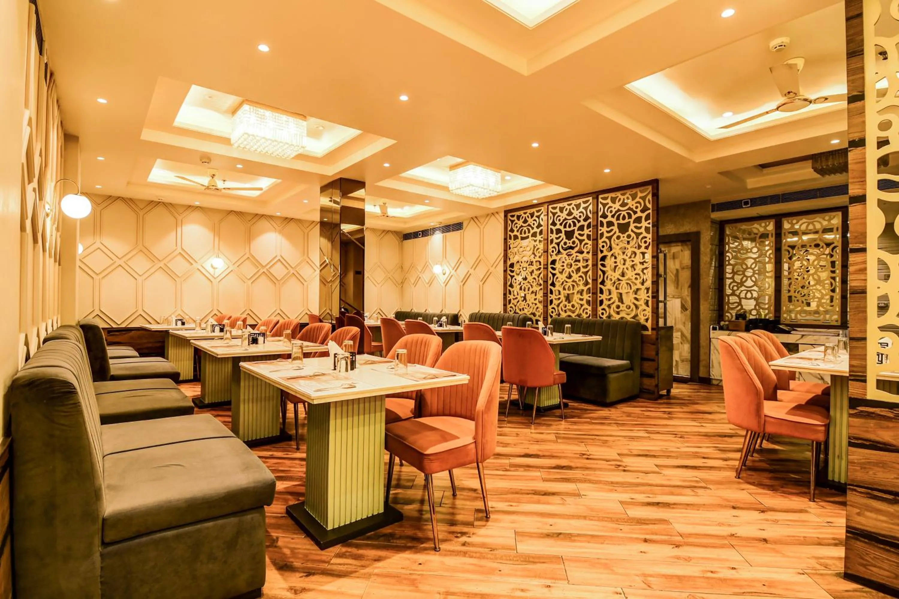 Restaurant/places to eat in Urban Cliff A Boutique Hotel