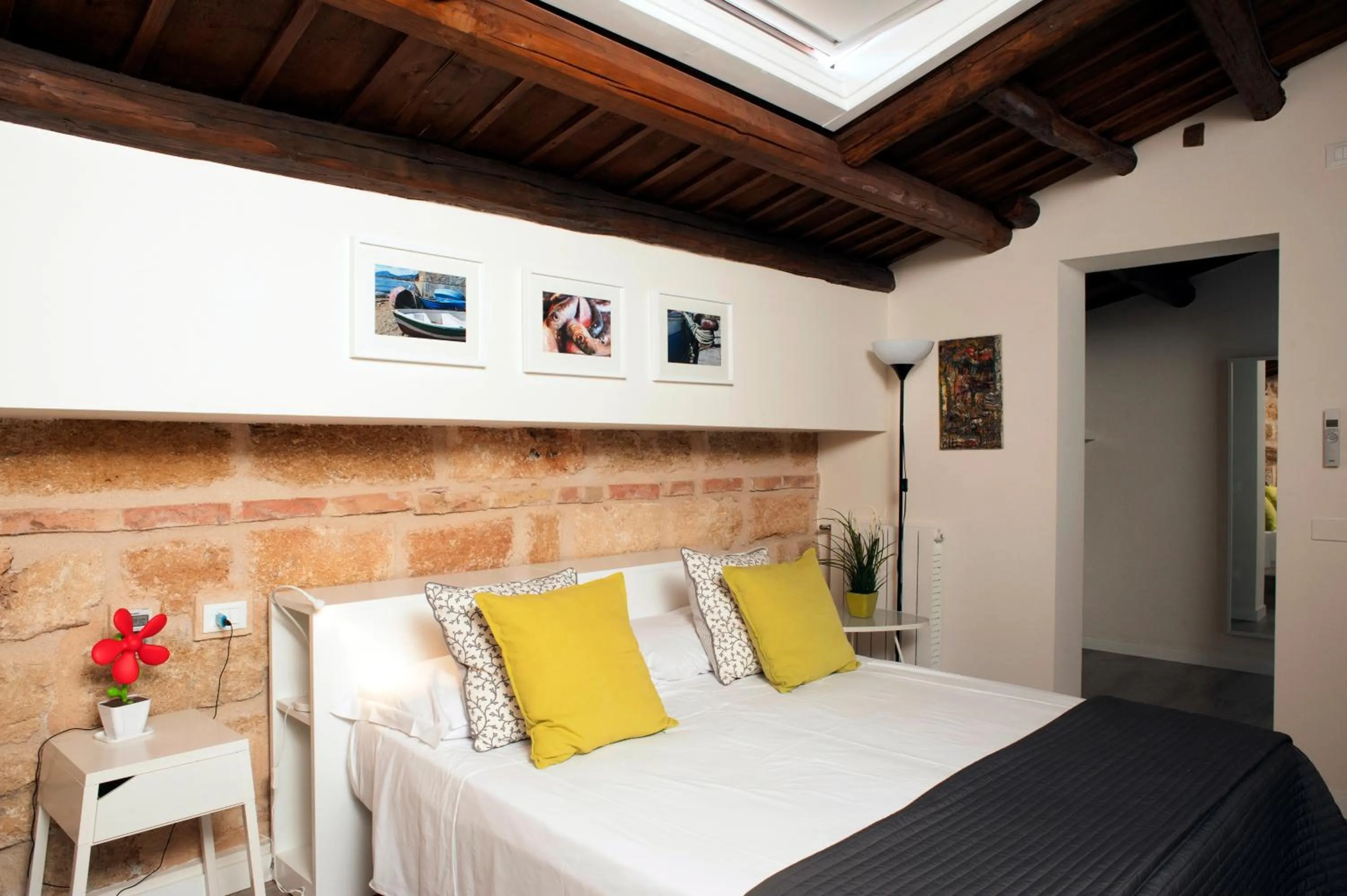 Bedroom, Bed in B&B Cannoli