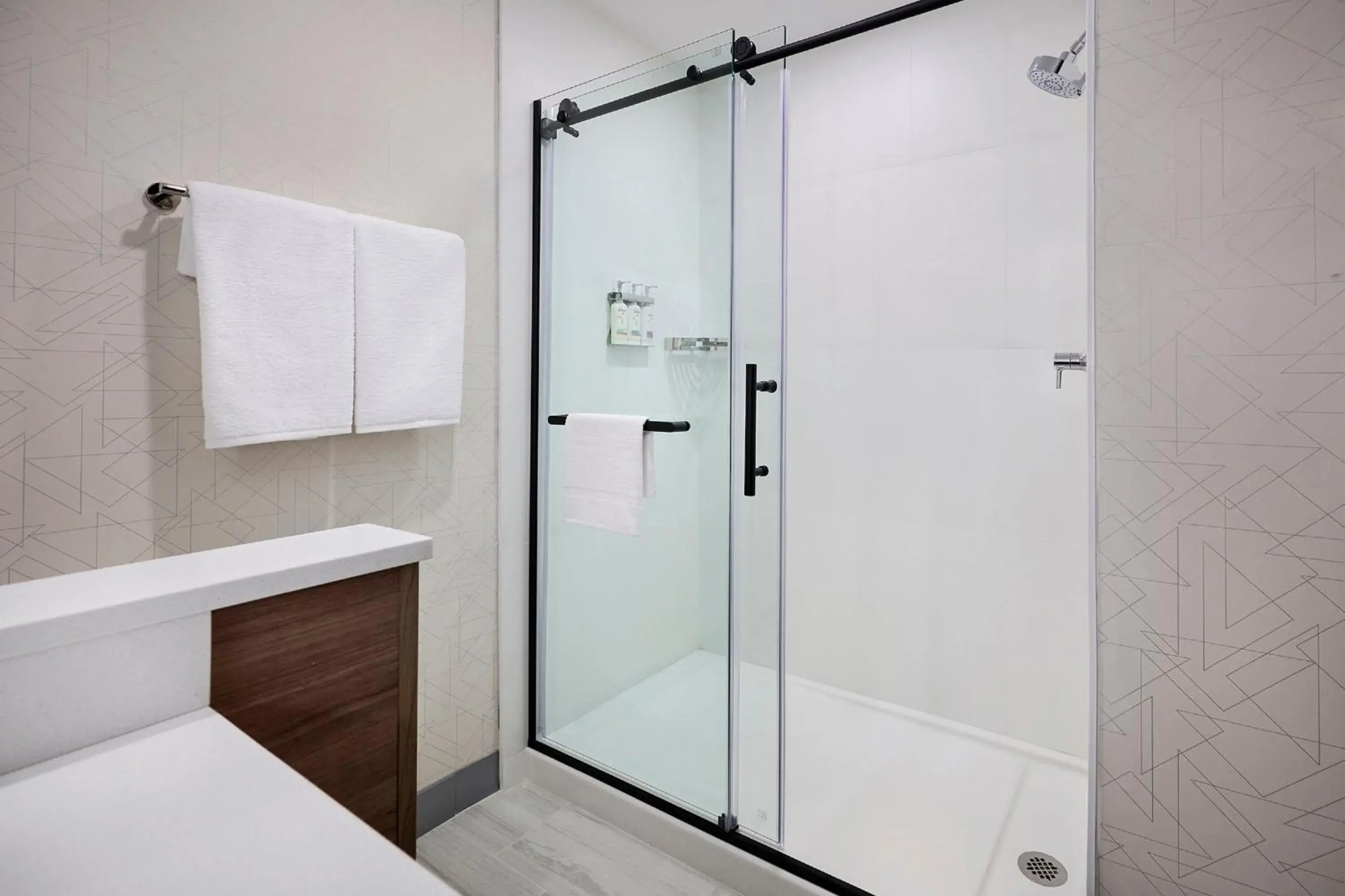 Standard Room in Holiday Inn Express Hamilton - Upper James by IHG Standard Room in Holiday Inn Express Hamilton - Upper James by IHG