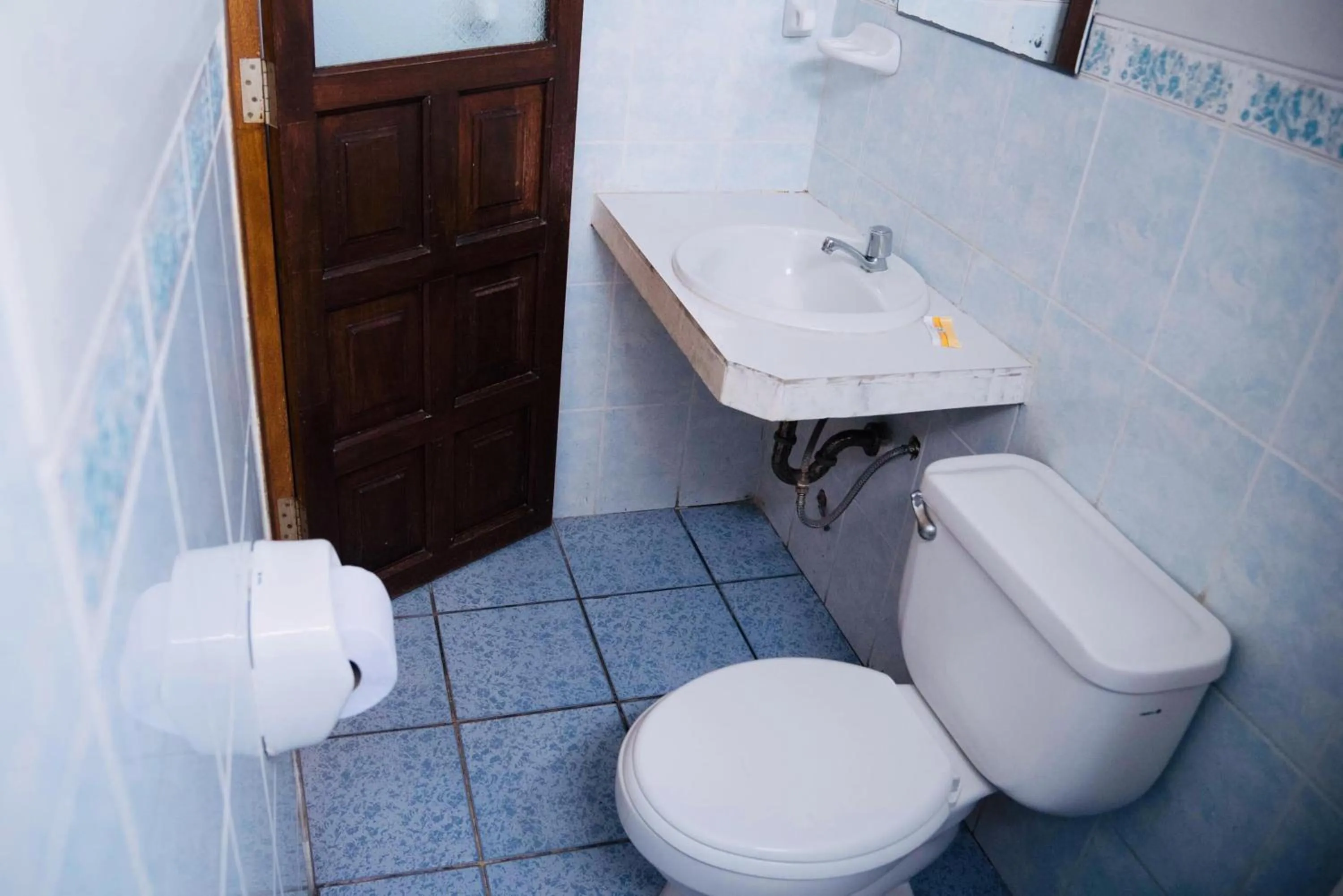 Bathroom in Hotel Jorge Chavez