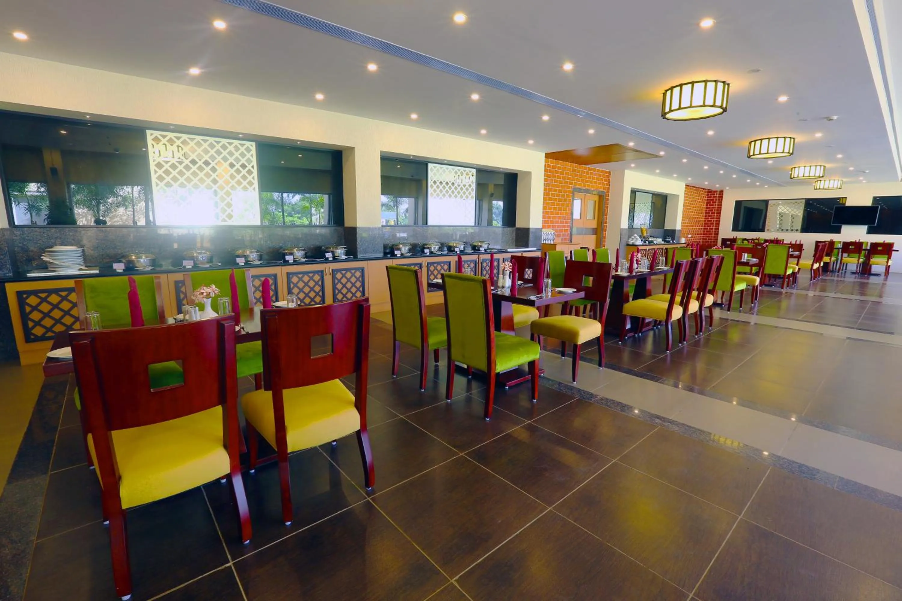 Restaurant/places to eat in Grand Serenaa Hotel & Resorts, Auroville