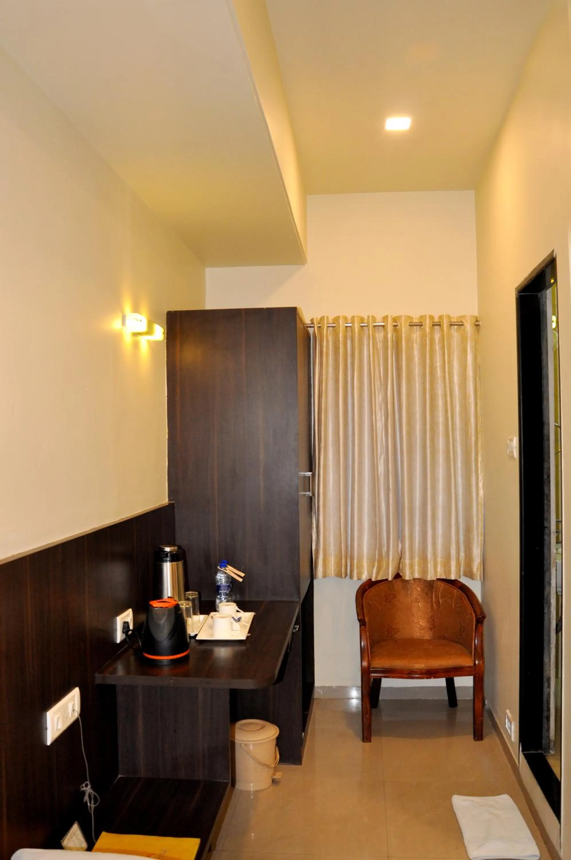Coffee/tea facilities in Hotel Atria, Kolhapur