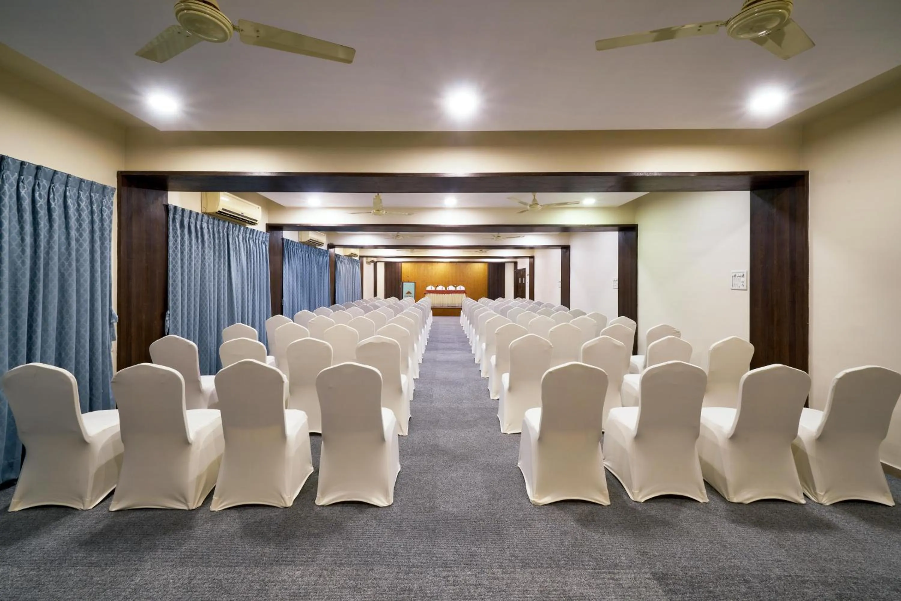 Banquet/Function facilities in Hotel Atria, Kolhapur
