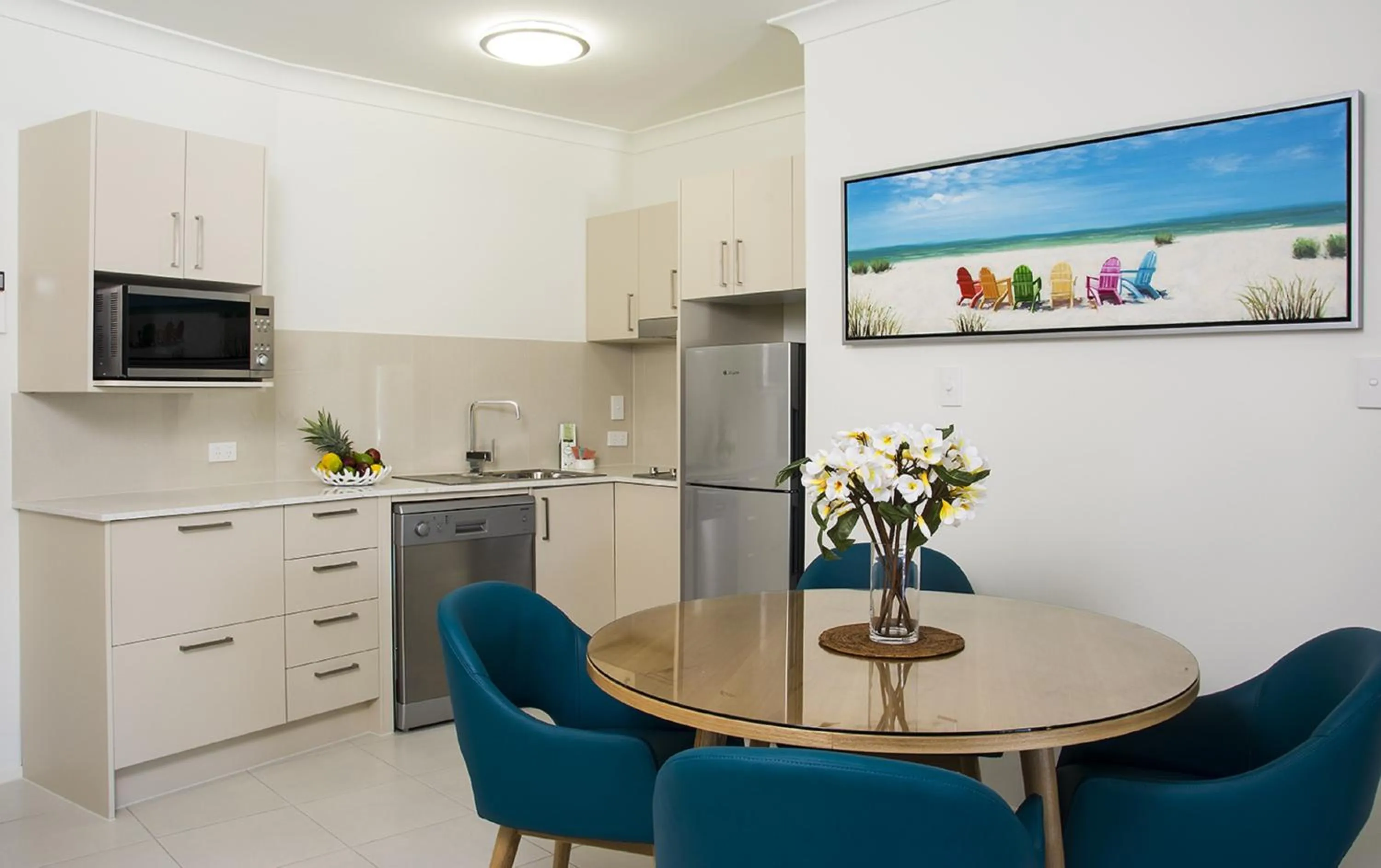 Kitchen or kitchenette in 1770 Lagoons Central Apartment Resort Official