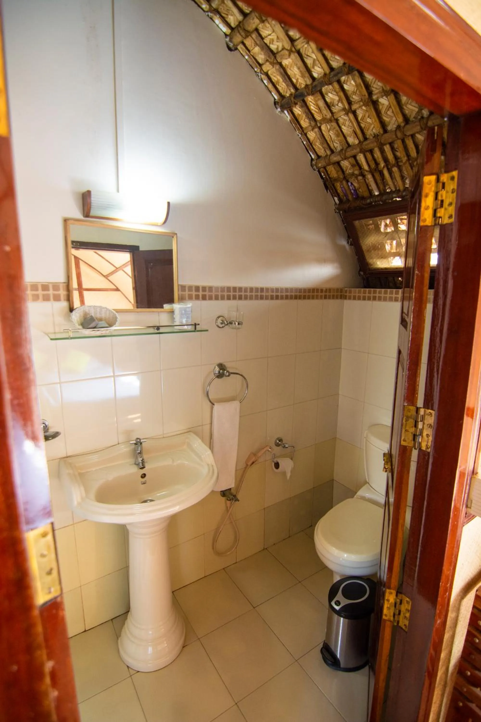 Bathroom in Marvel Cruise