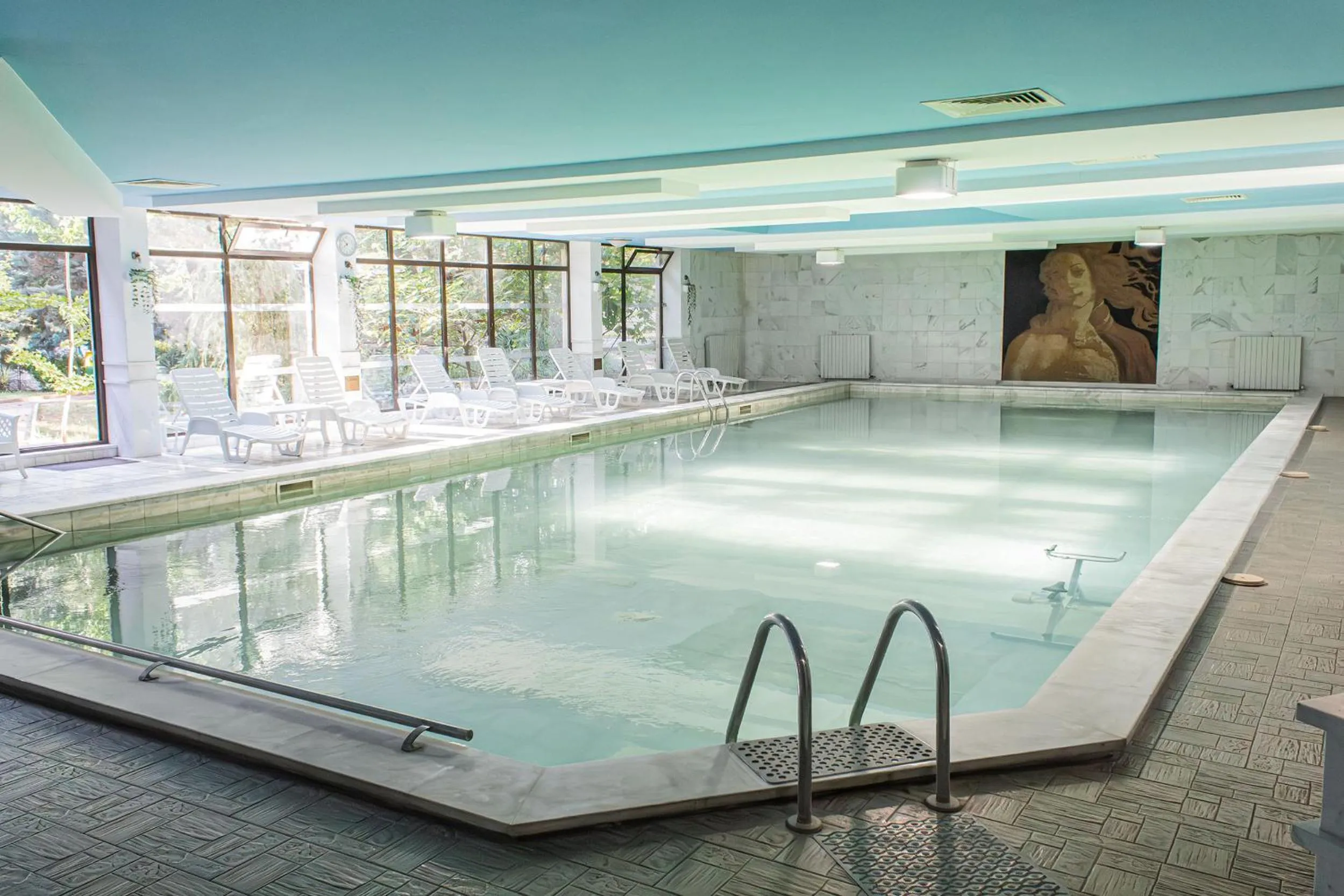 Swimming pool in Estreya Residence Hotel and SPA