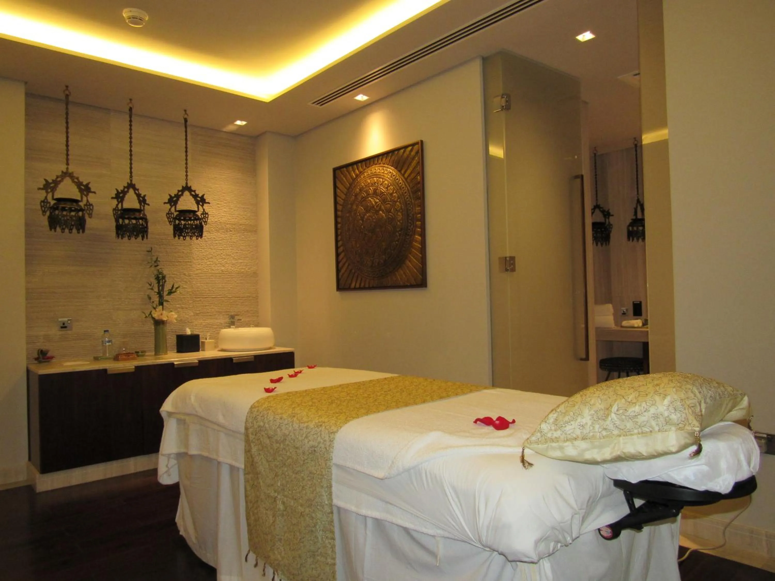 Massage, Bed in Taj Dubai