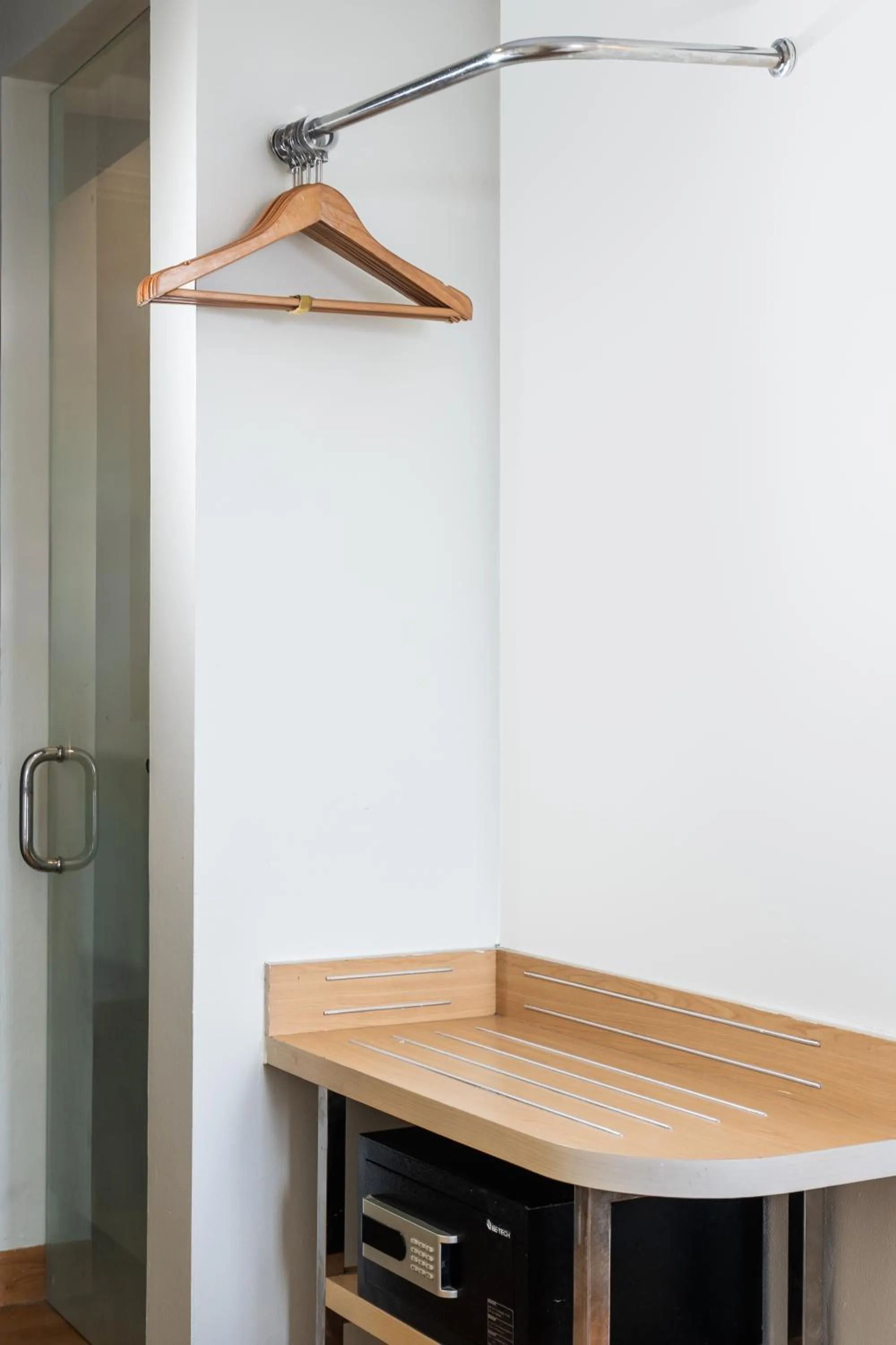 wardrobe in Indies Style Malioboro Hotel