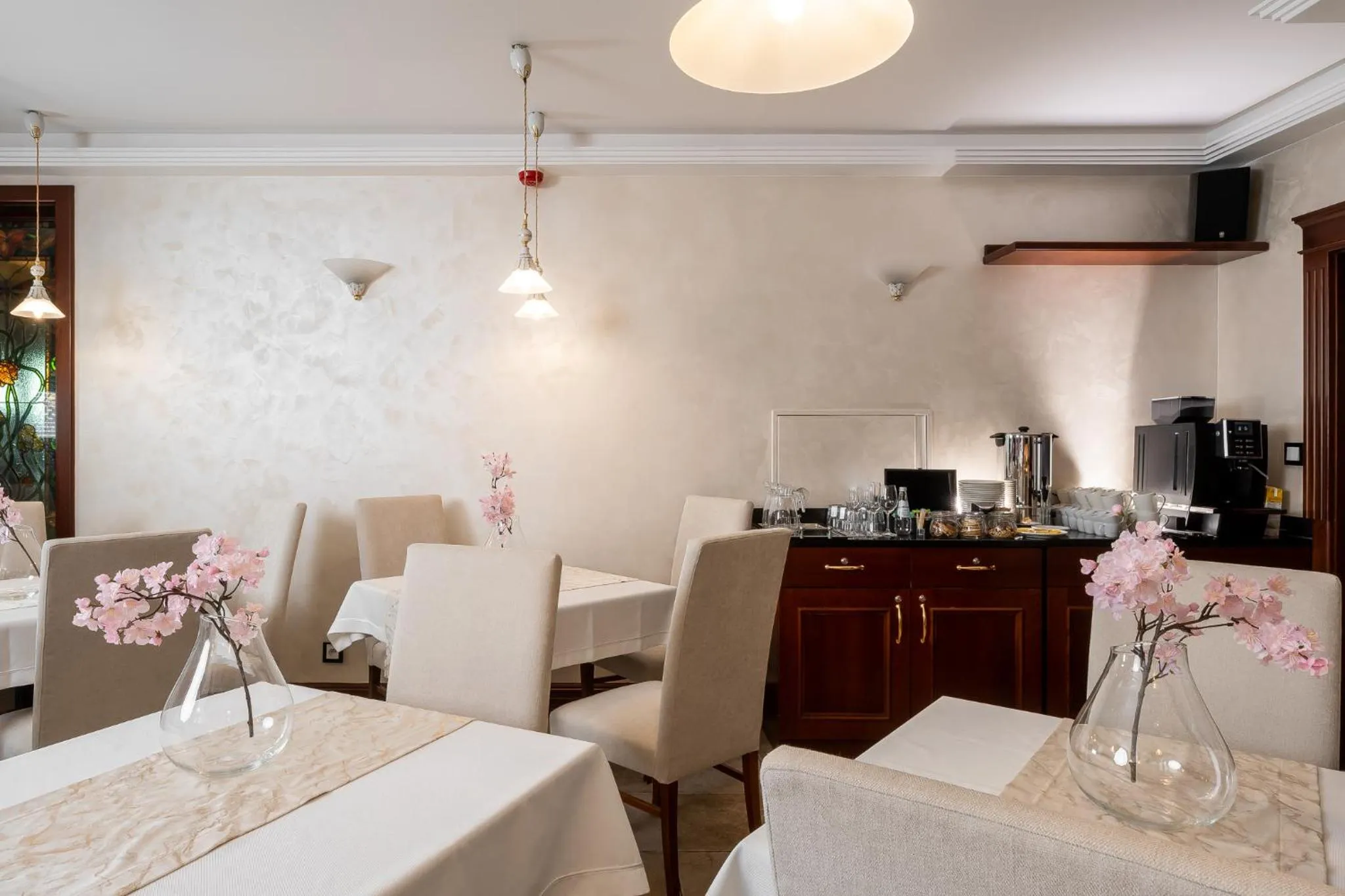 Restaurant/places to eat in Coco Boutique Hotel & Spa