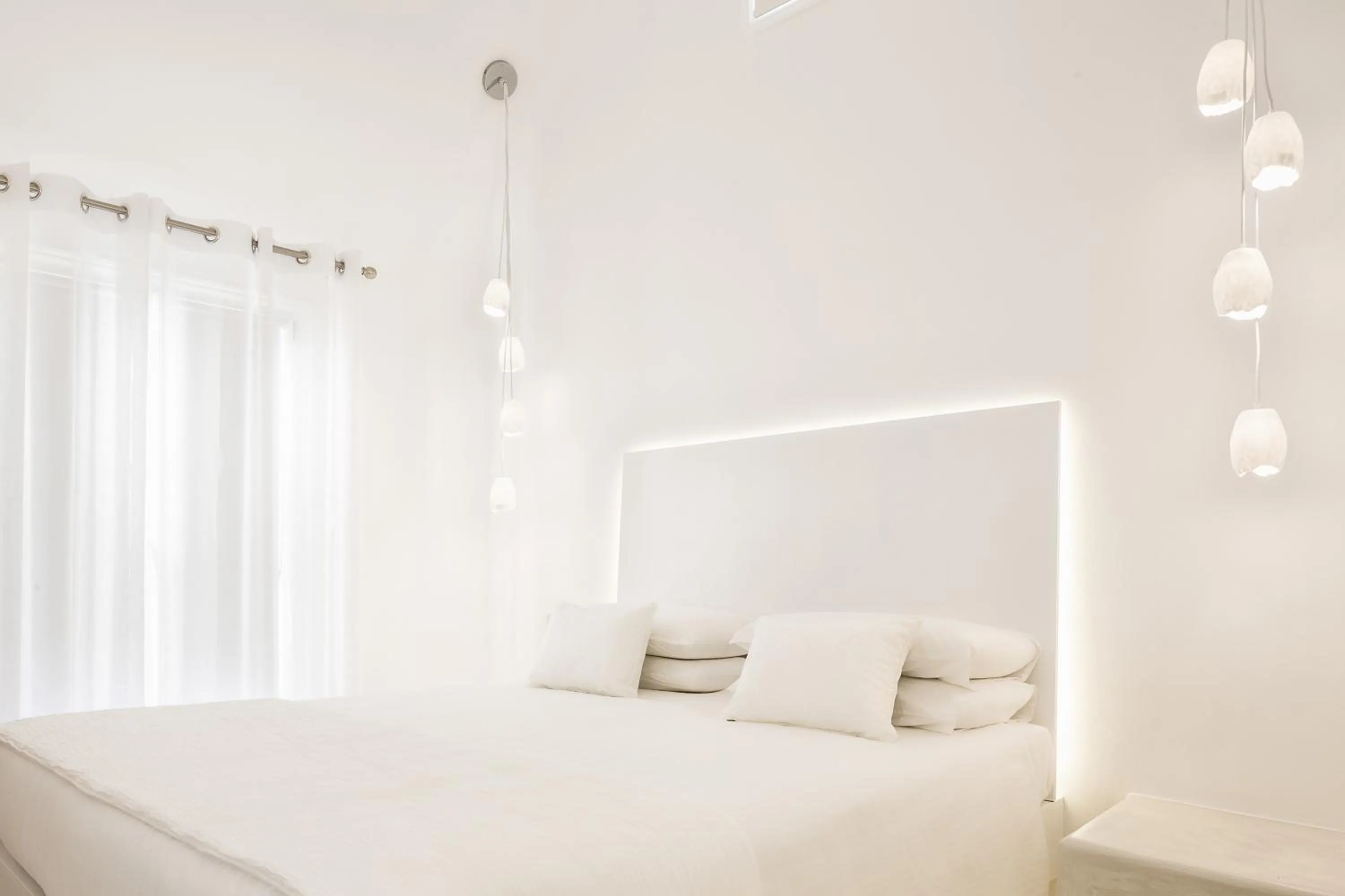 Bedroom, Bed in Art Hotel Santorini