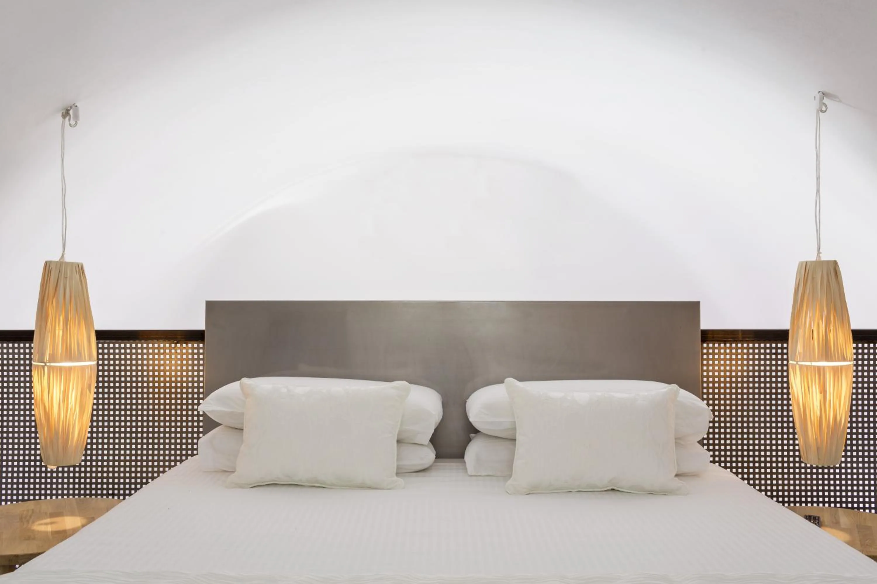 Bedroom, Bed in Art Hotel Santorini