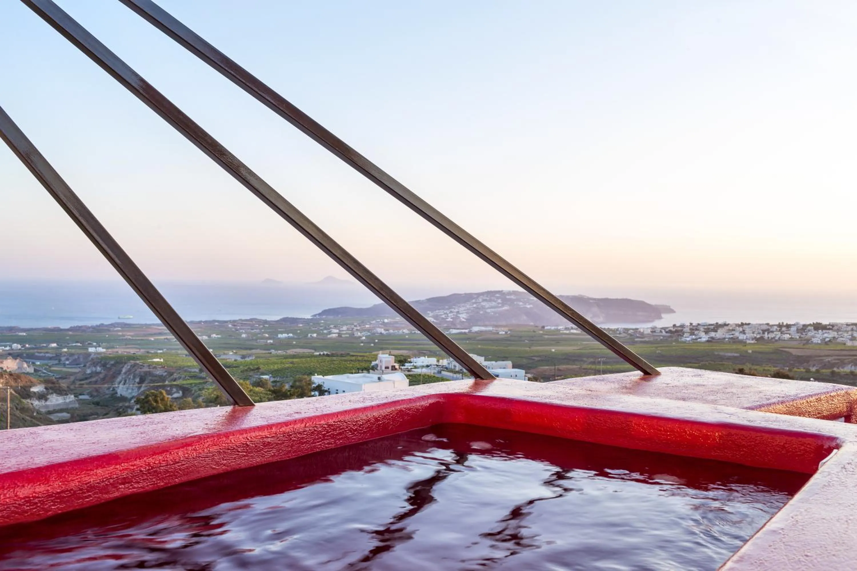 Swimming pool in Art Hotel Santorini