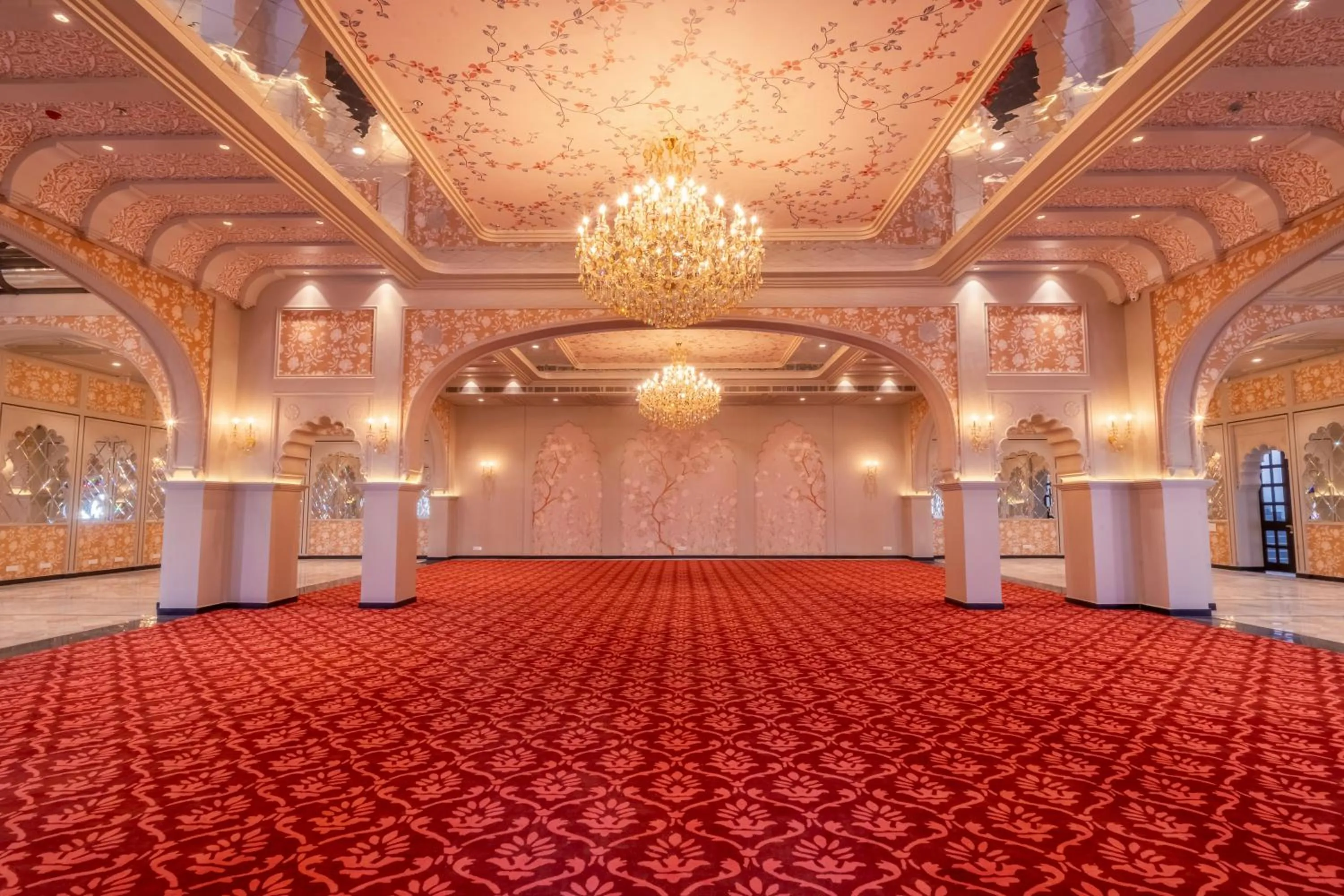 Banquet/Function facilities in Daulatgarh Resort