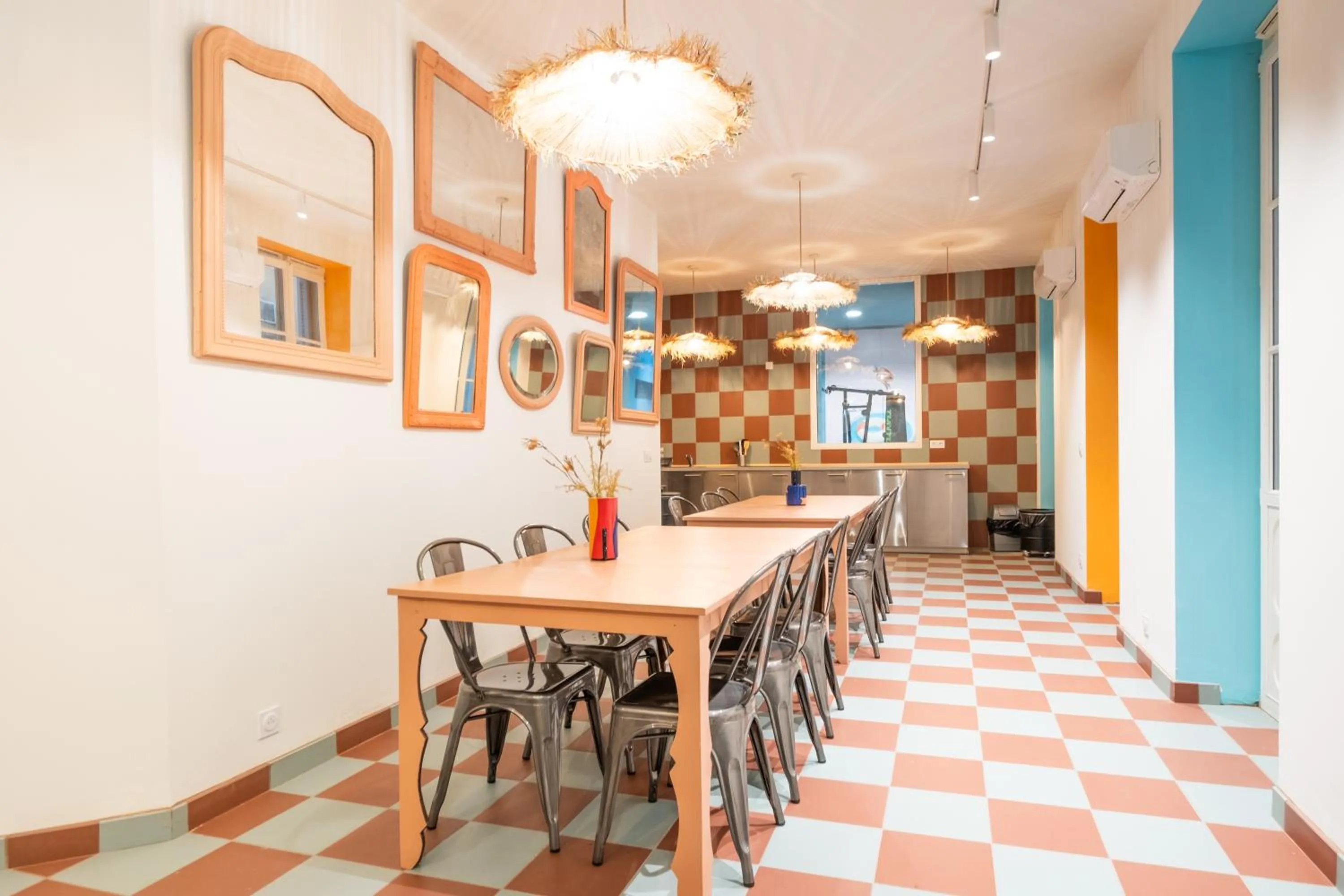 Communal kitchen in Résidence Kley Marseille République